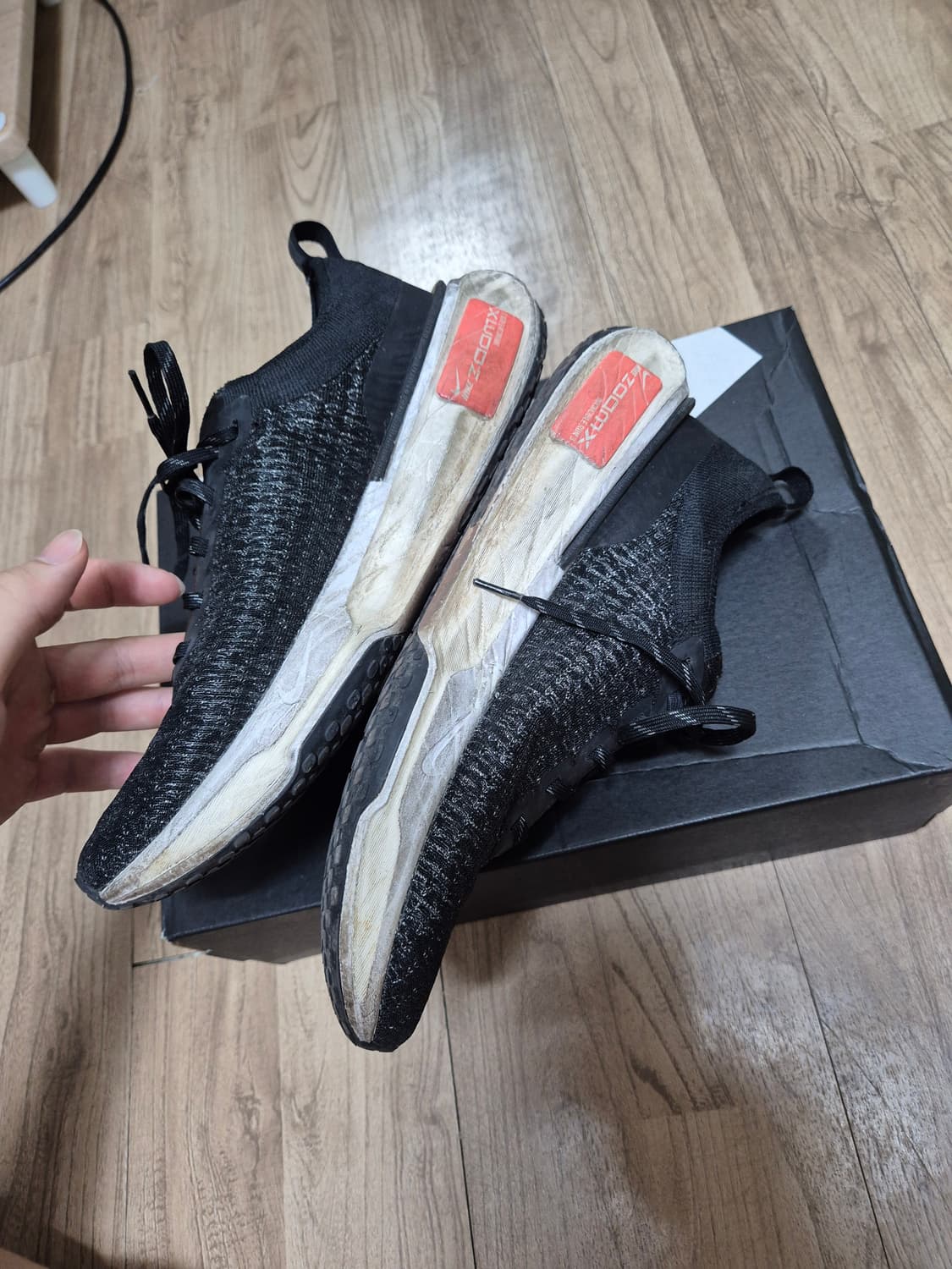 정품 나이키 런닝화 줌x 인빈서블 280 상품이미지2