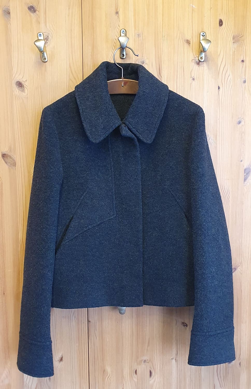 66.COS 크롭 울 자켓  상품이미지1