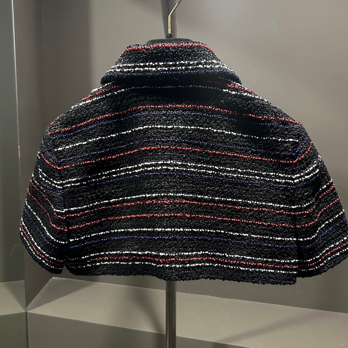 샤넬 23A 볼레로 트위드 자켓 상품이미지5