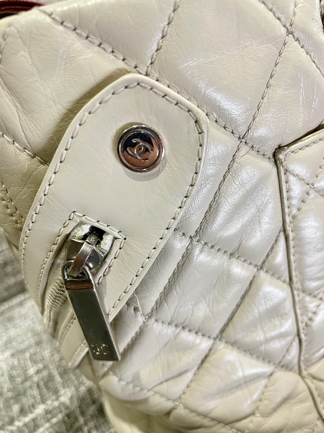 샤넬 퀼팅 체인 숄더백 아이보리 정품 상품이미지5