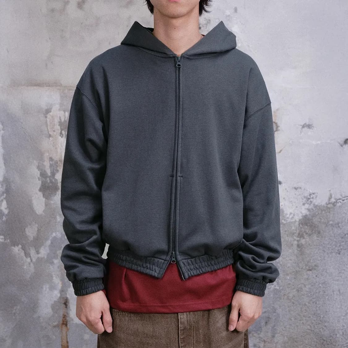 다이브인 LIGHT CROP HOOD ZIP-UP (CHARCOAL 상품이미지1