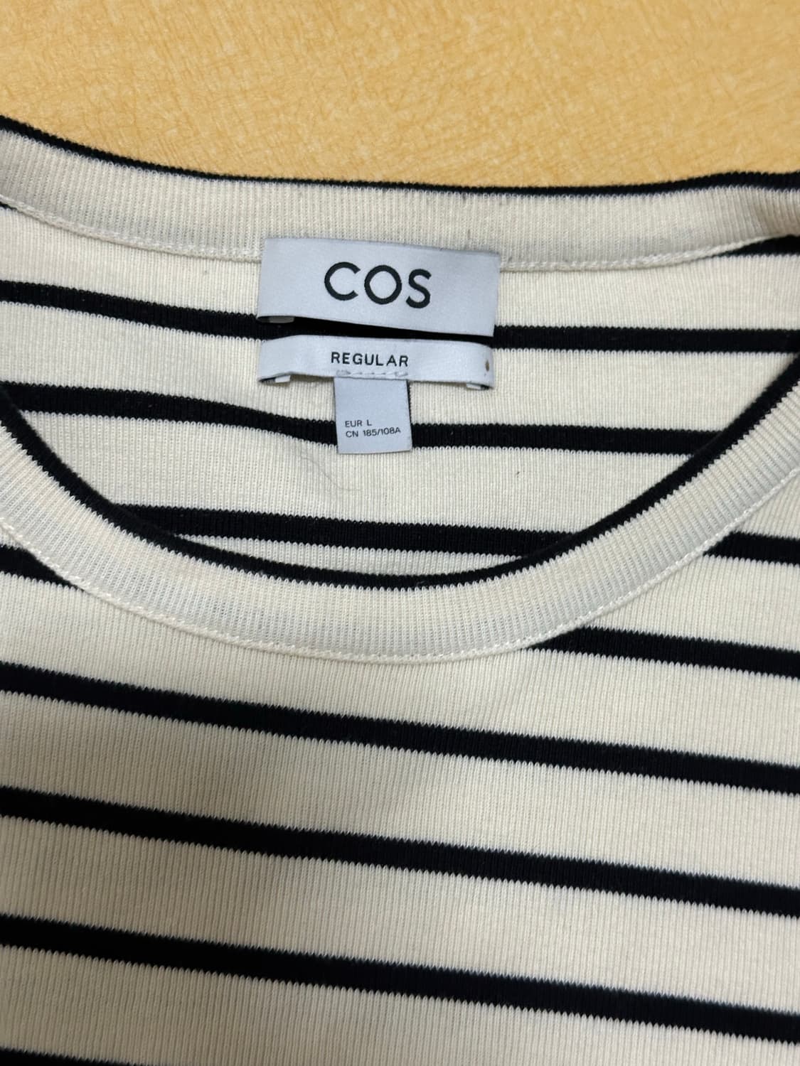 cos 스트라이프 티L 상품이미지3