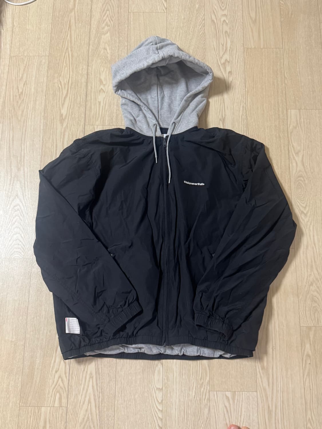디스이즈네버댓 후드 바람막이 상품이미지1
