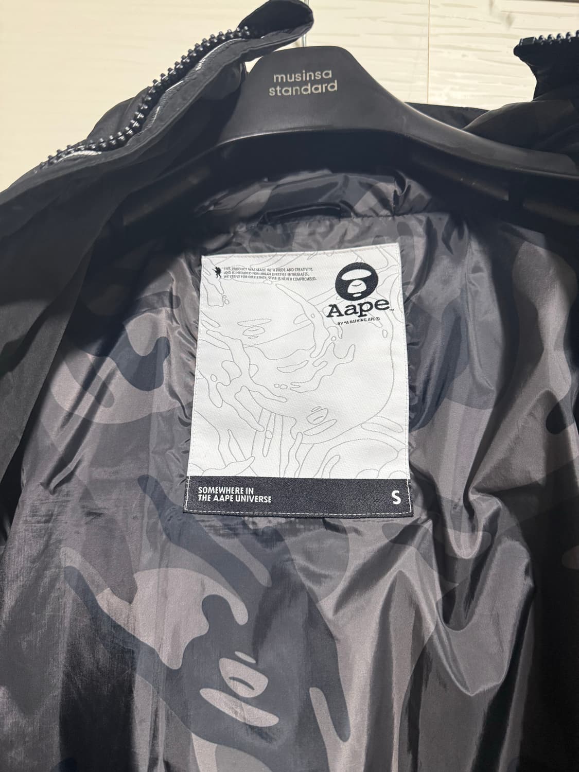 베이프 블랙 패딩 상품이미지4