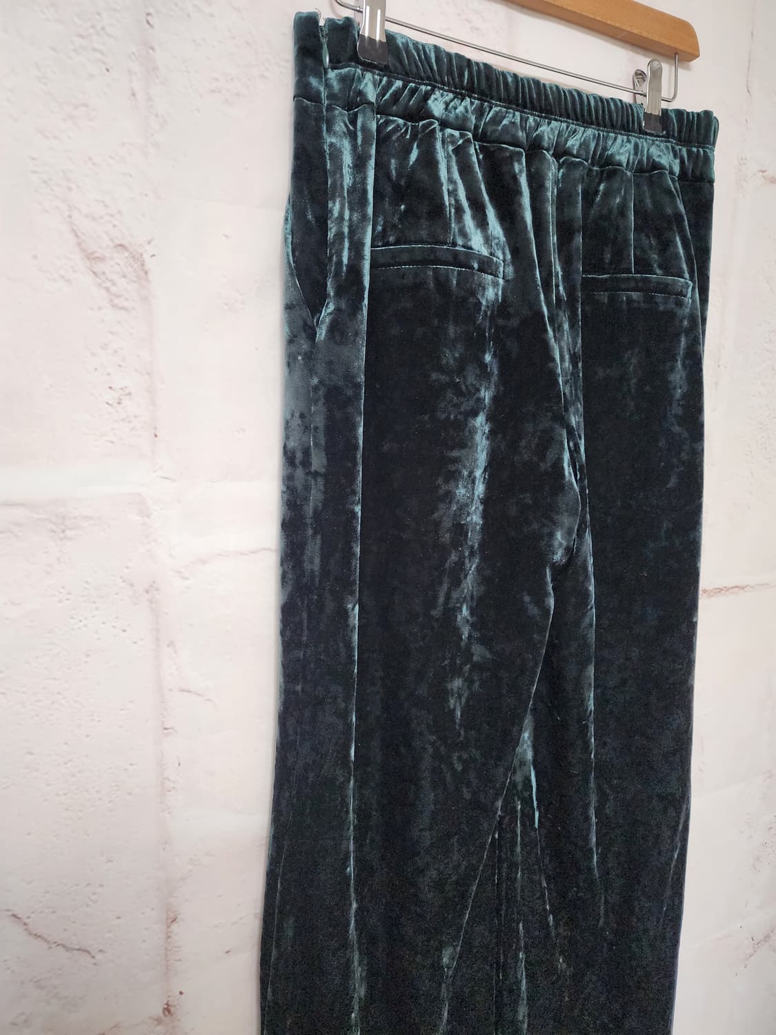 한섬 세컨플로어 벨벳 와이드 팬츠 상품이미지7