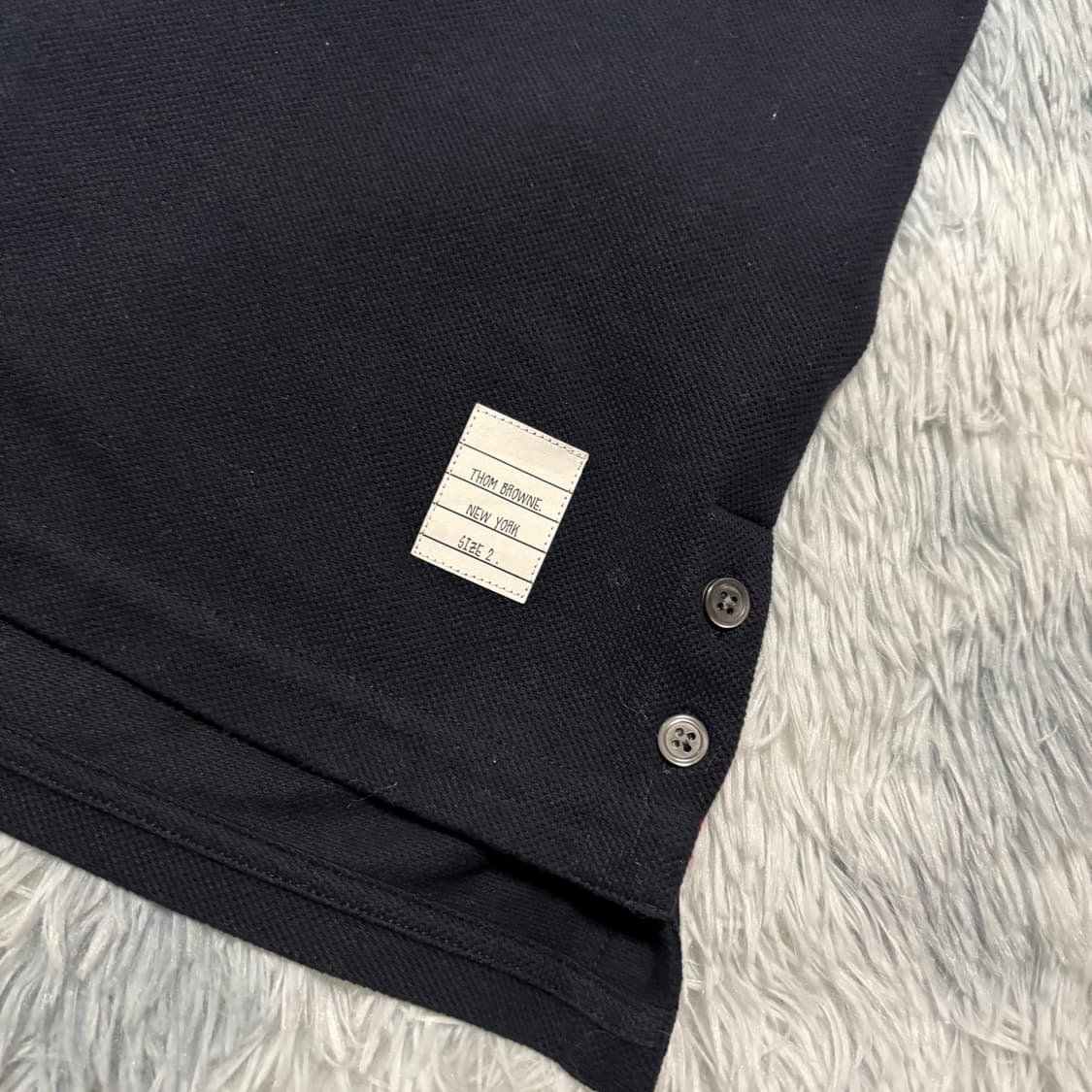 [2 Size] 톰브라운 백삼선 반팔티 상품이미지4