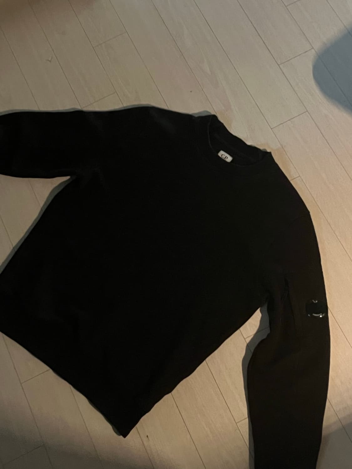 Cp컴퍼니 맨투맨 블랙 상품이미지1