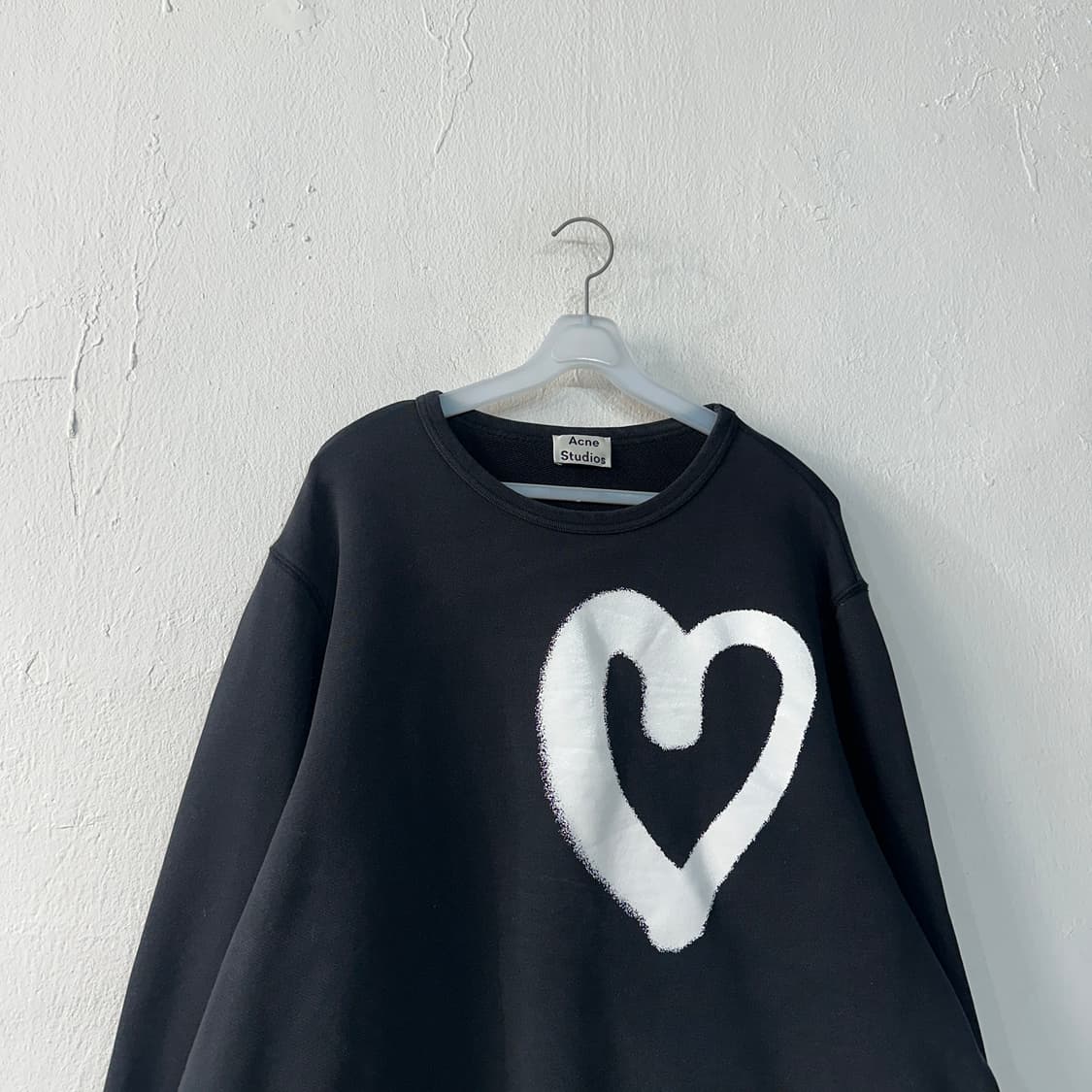 아크네스튜디오 캠퍼스 하트 맨투맨 XL 상품이미지2