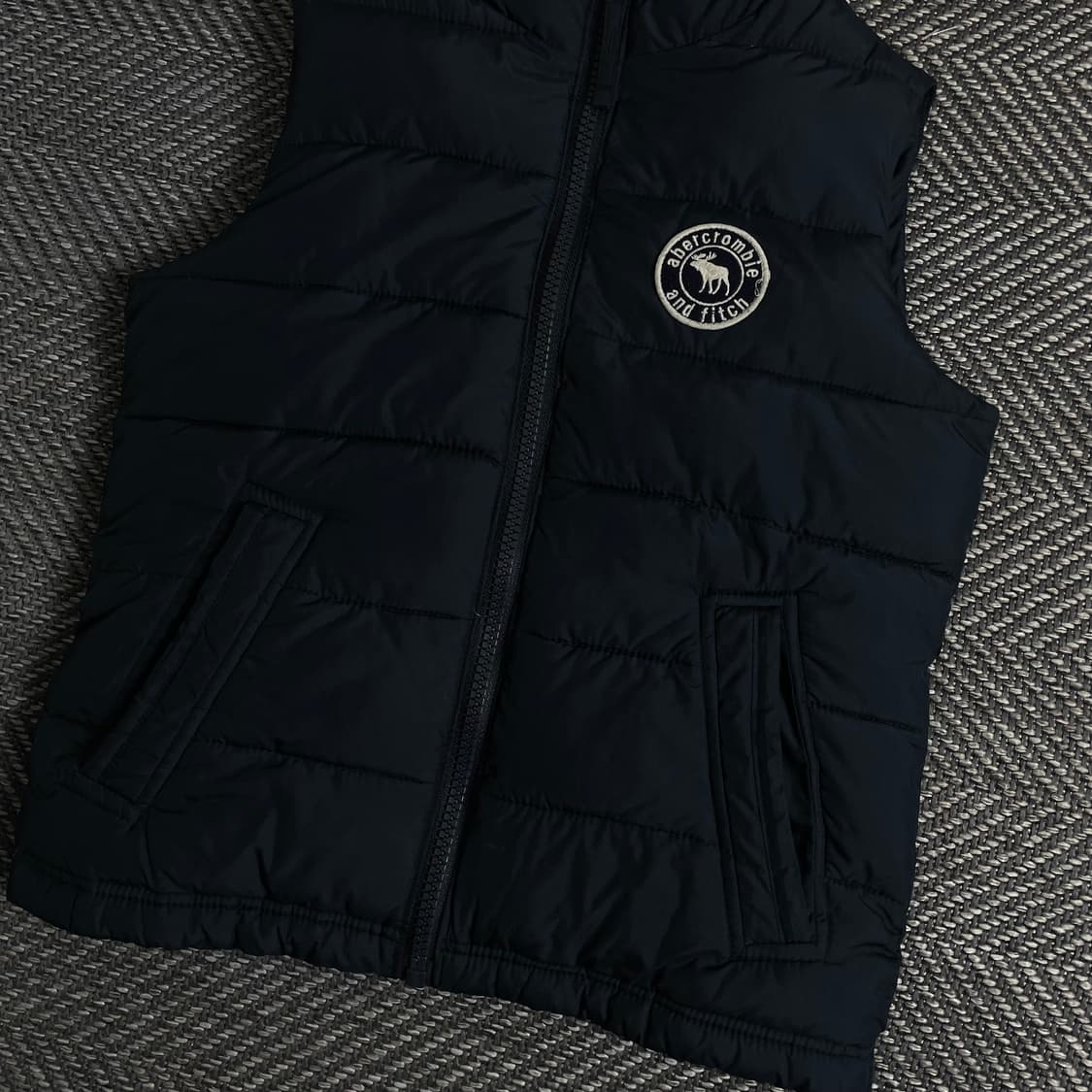 아베크롬비 y2k 크롭 빈티지 다운 베스트y 3531 상품이미지3