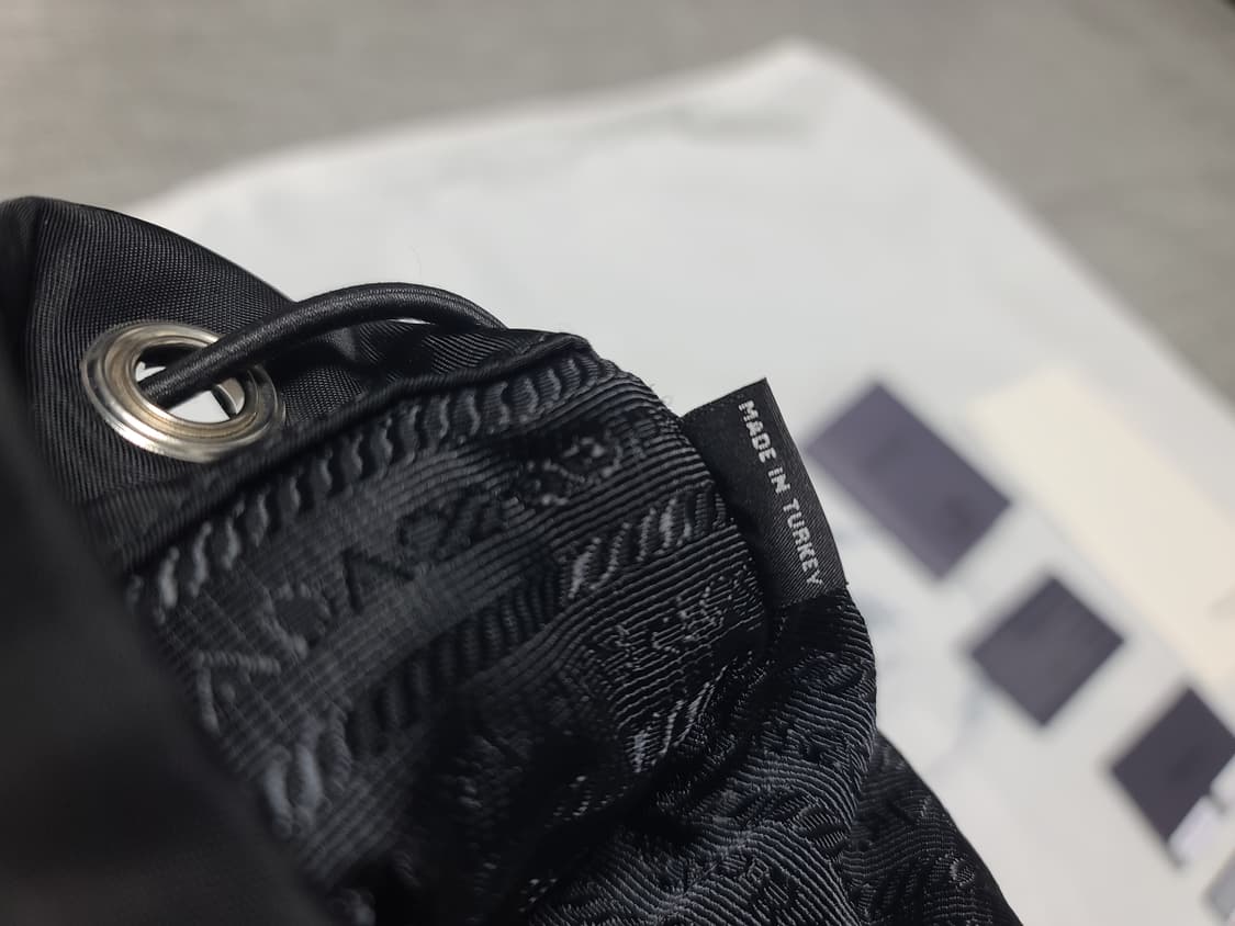 프라다 백팩 1bz070 미디움 버클 백팩 나일론 백팩 상품이미지6