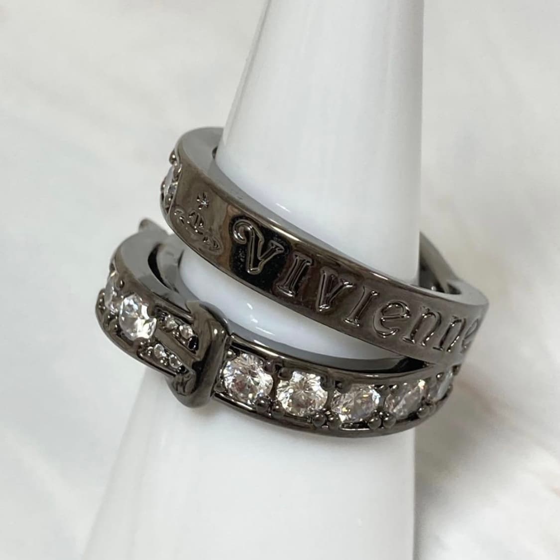 비비안웨스트우드 아카이브 레터링 로고 크리스탈 큐빅 벨트링 반지(새상품) 상품이미지1