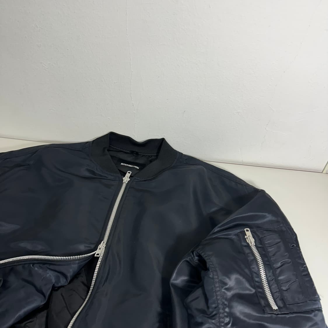 2 인터섹션 블랙 MA1 항공점퍼 상품이미지2
