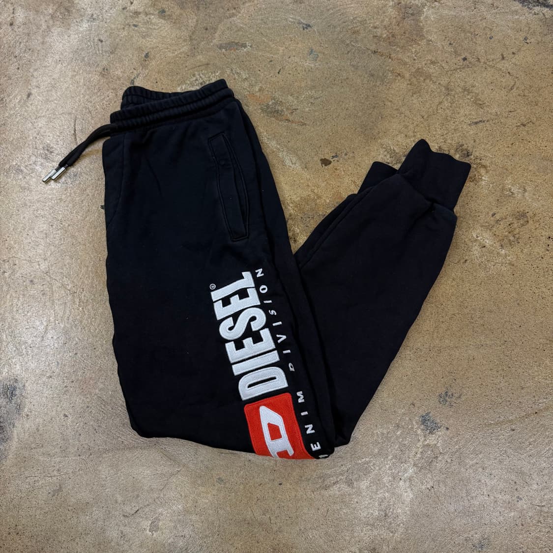 [정품/14] 디젤 로고 프린트 스웻팬츠 b8 상품이미지1