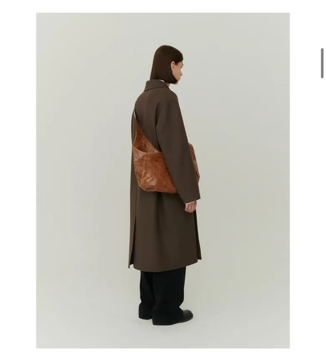 쿠어 하프문  크로스 레더 토트백 상품이미지4