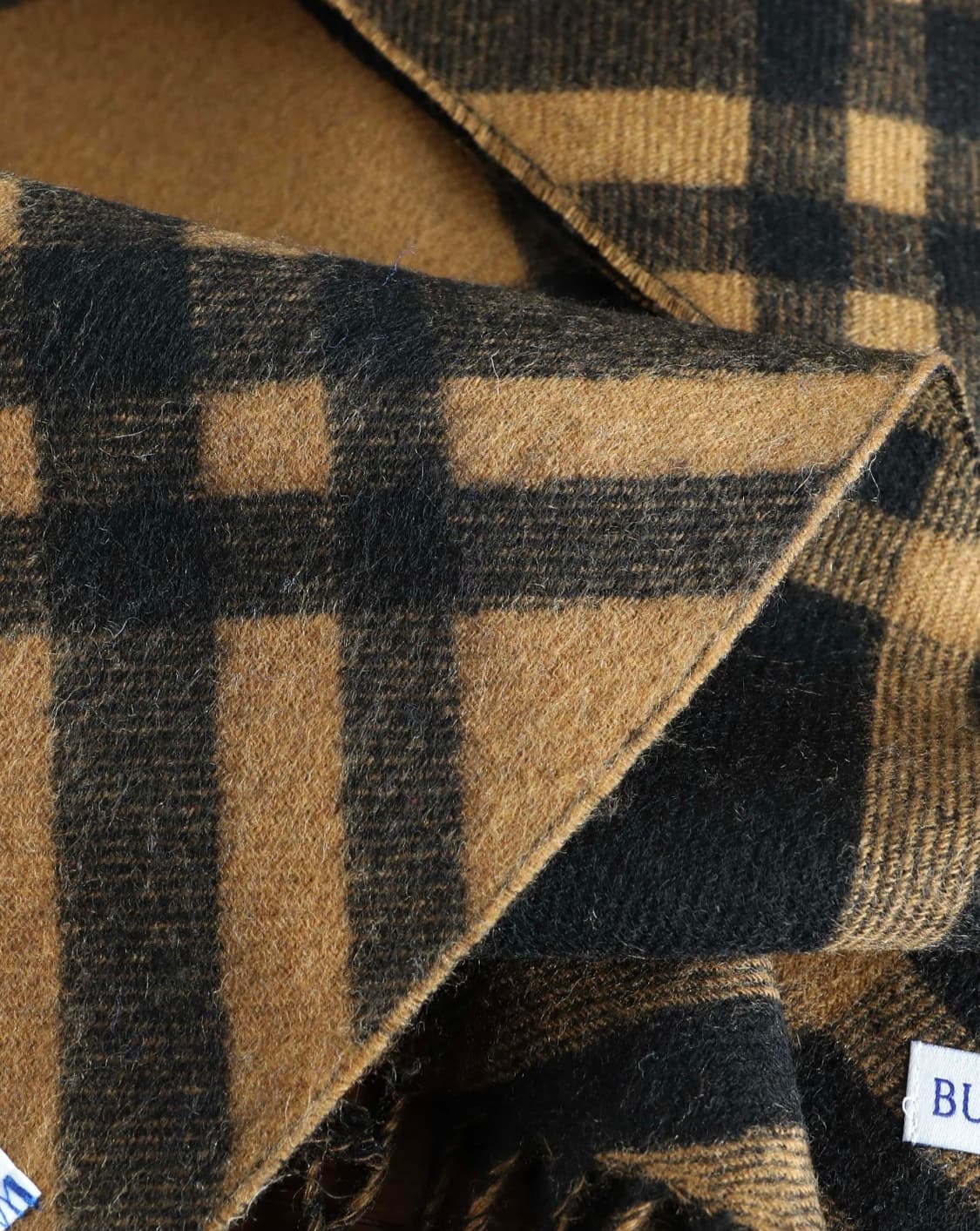 25FW버버리 캐시미어브라운 체크 머플러 남여공용 상품이미지3