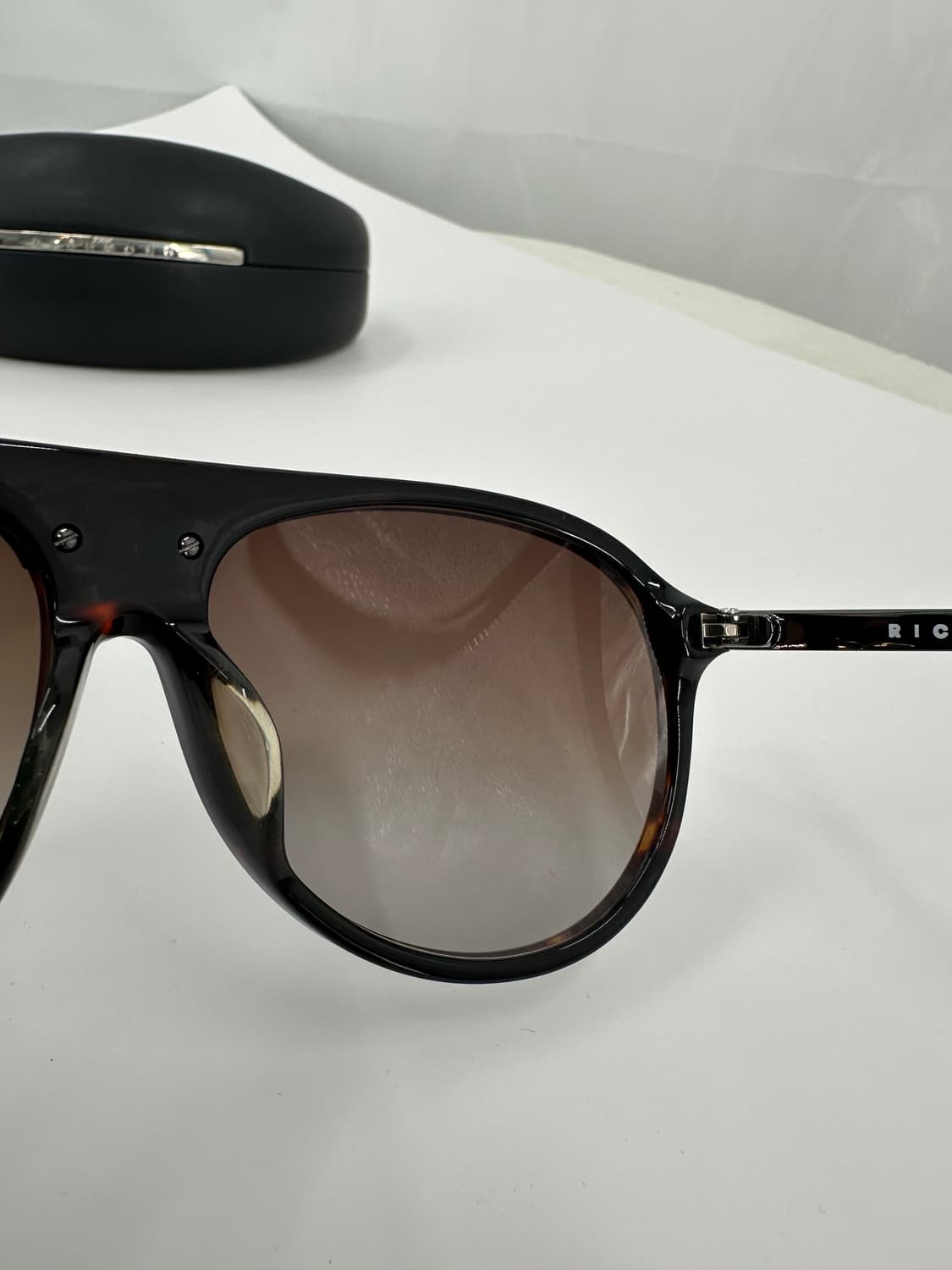 [새상품 무료배송] 정품 Made In Italy 존리치몬드 선글라스 상품이미지4