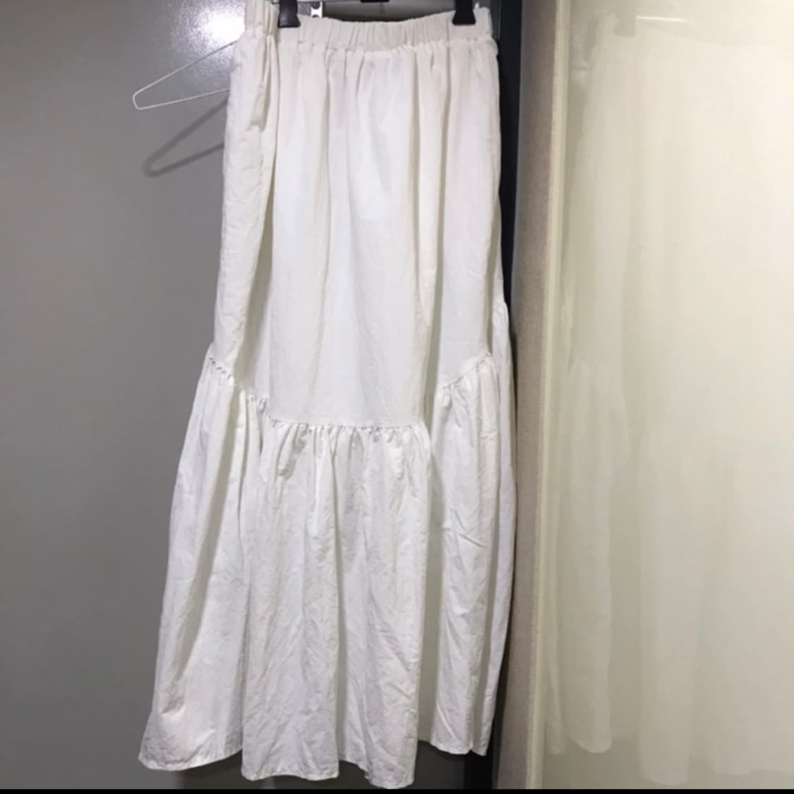 꼼데 가르송 느낌 화이트 롱스커트 상품이미지2
