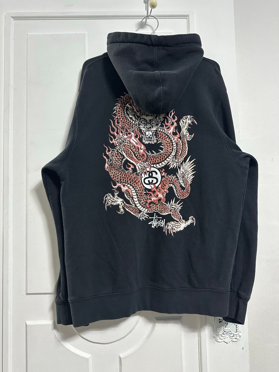 스투시 드래곤 후드집업 상품이미지2