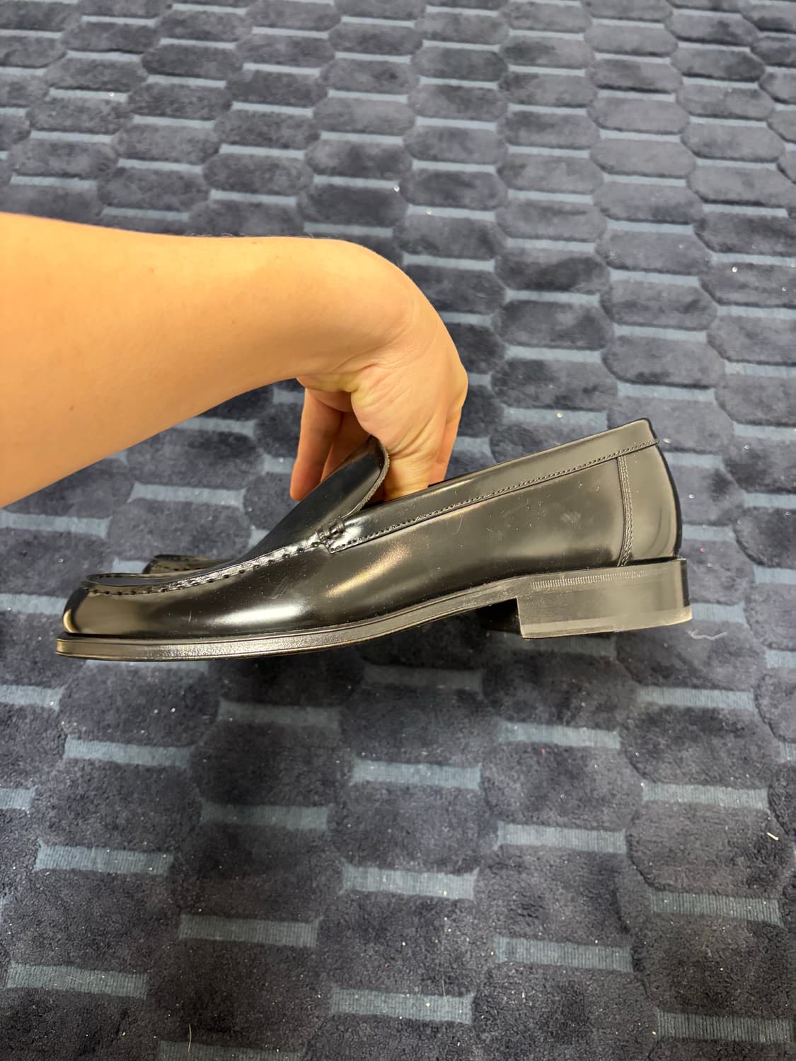 르메르 로퍼 42 팝니다(새상품) 상품이미지4