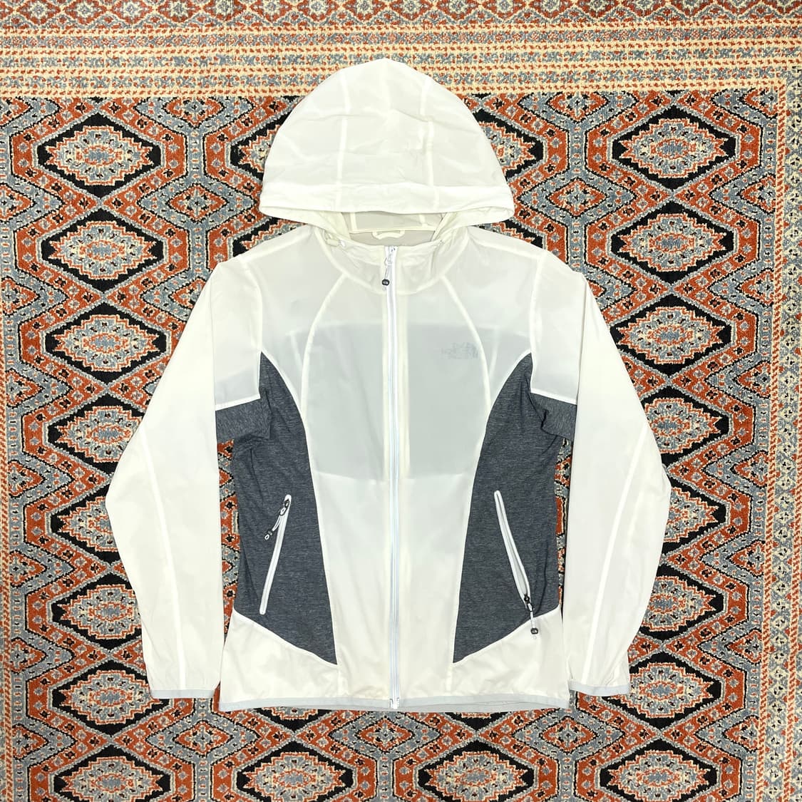 노스페이스 화이트 경량 바람막이 자켓 여성S 상품이미지1