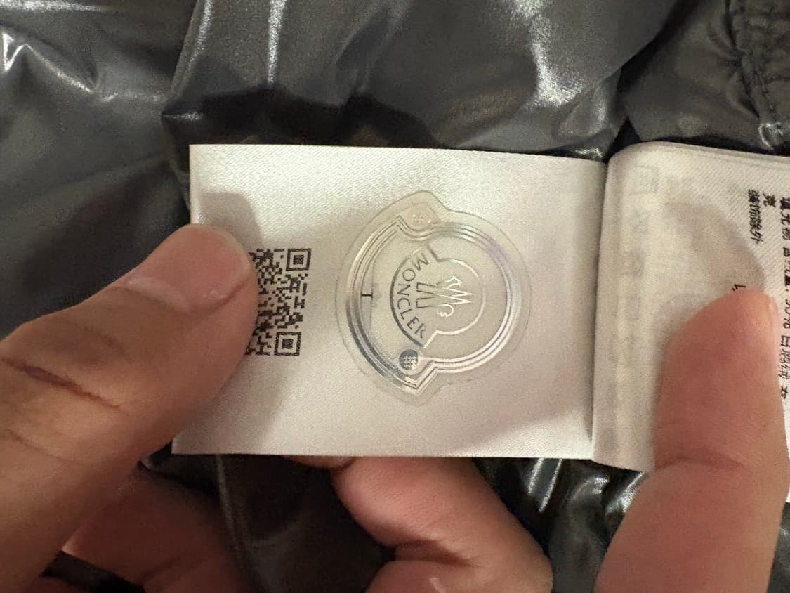 몽클레어 티브 베스트 블랙 패딩조끼 상품이미지5