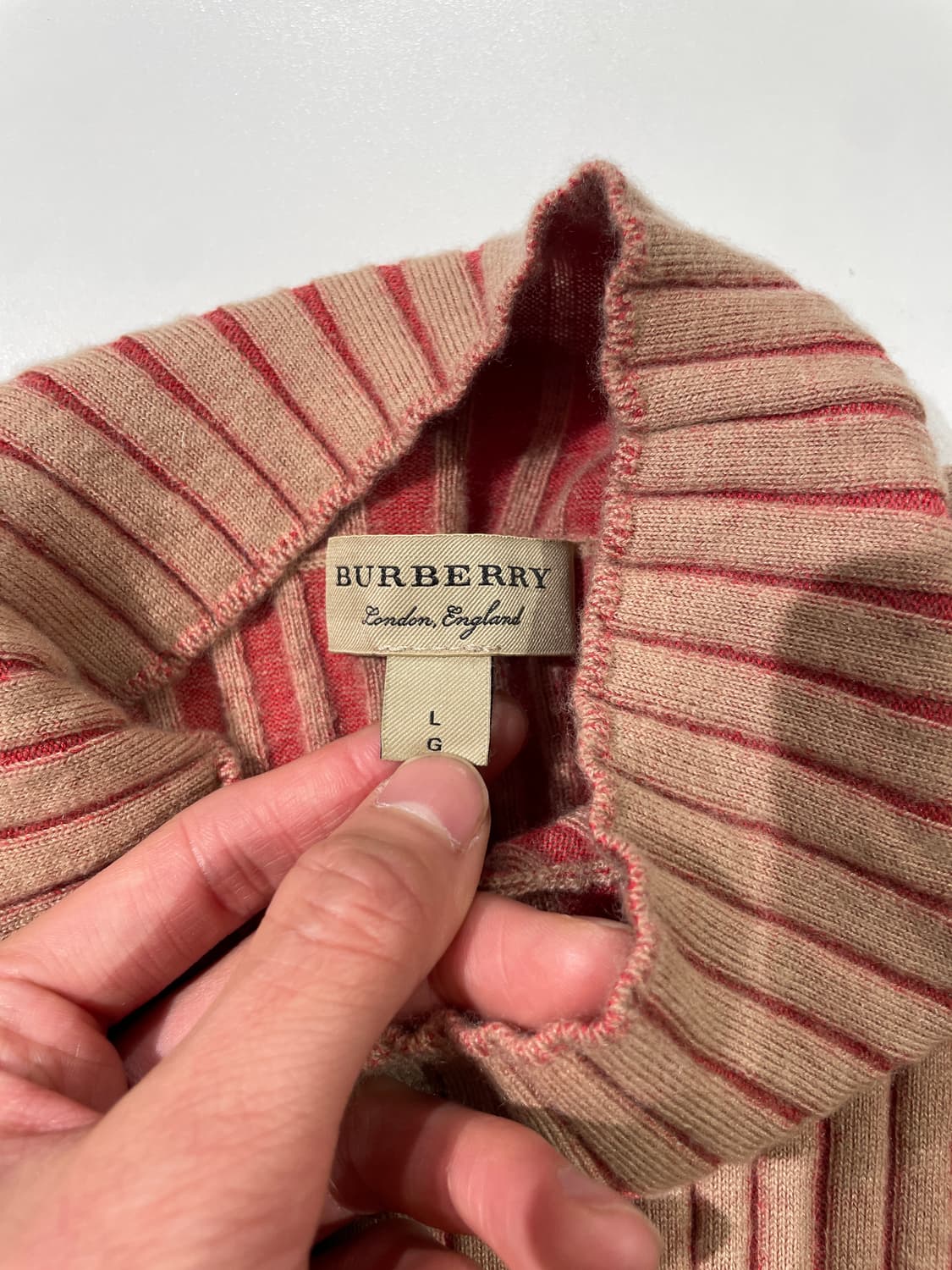 버버리 런던 베이지 패널 골지 슬림 니트 상품이미지7