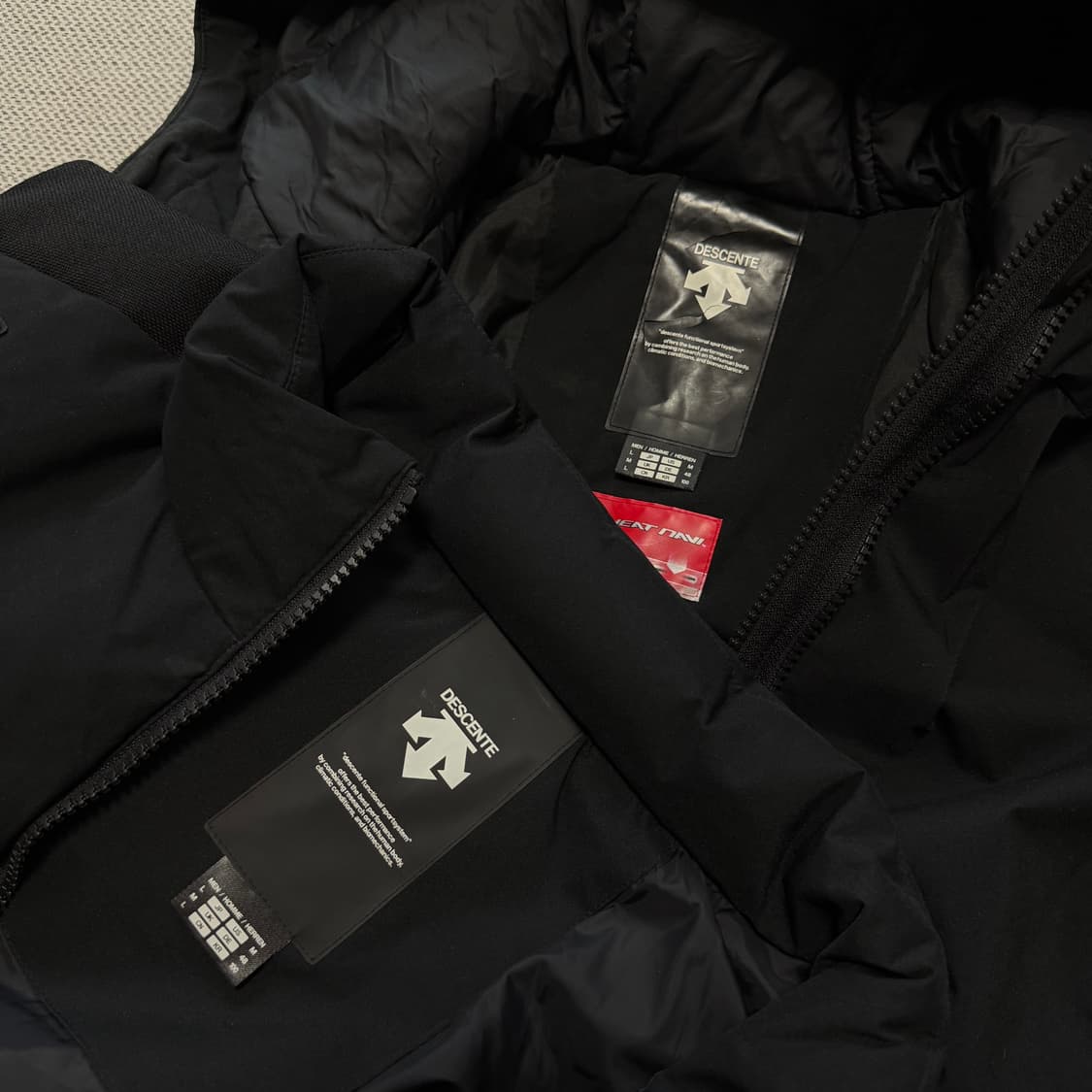 데상트 패딩 자켓 (패딩조끼 탈부착 가능) 상품이미지4