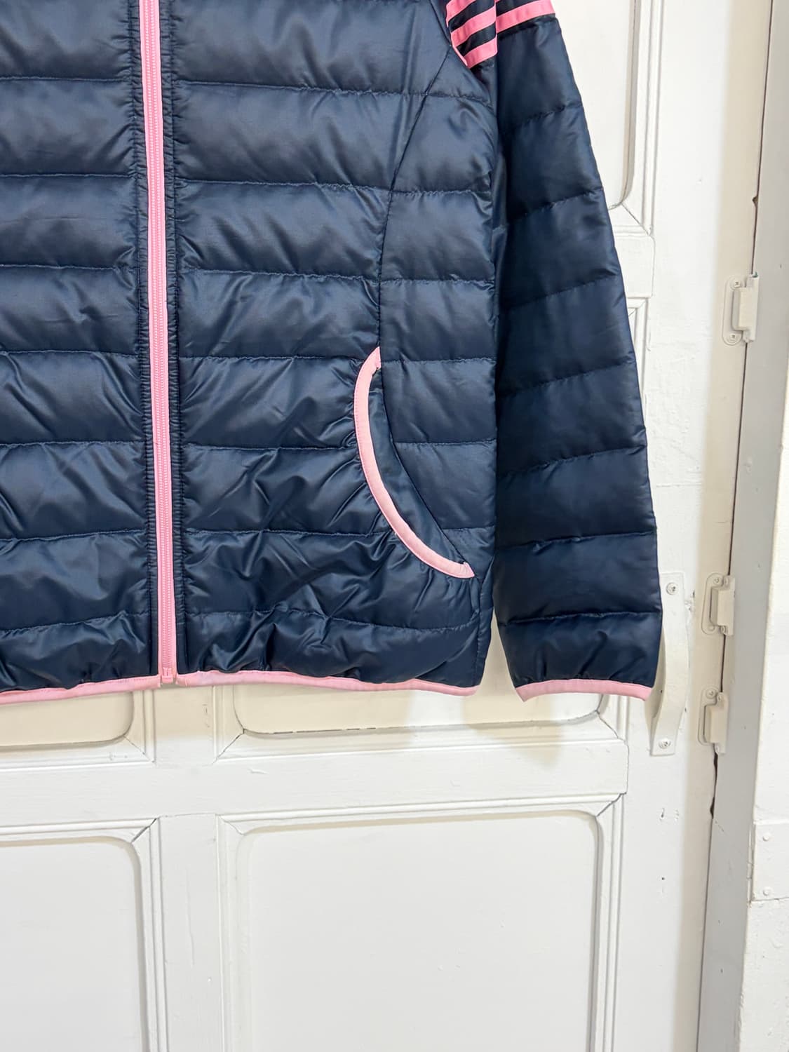 아디다스 네오 딸기우유 경량 패딩 상품이미지5