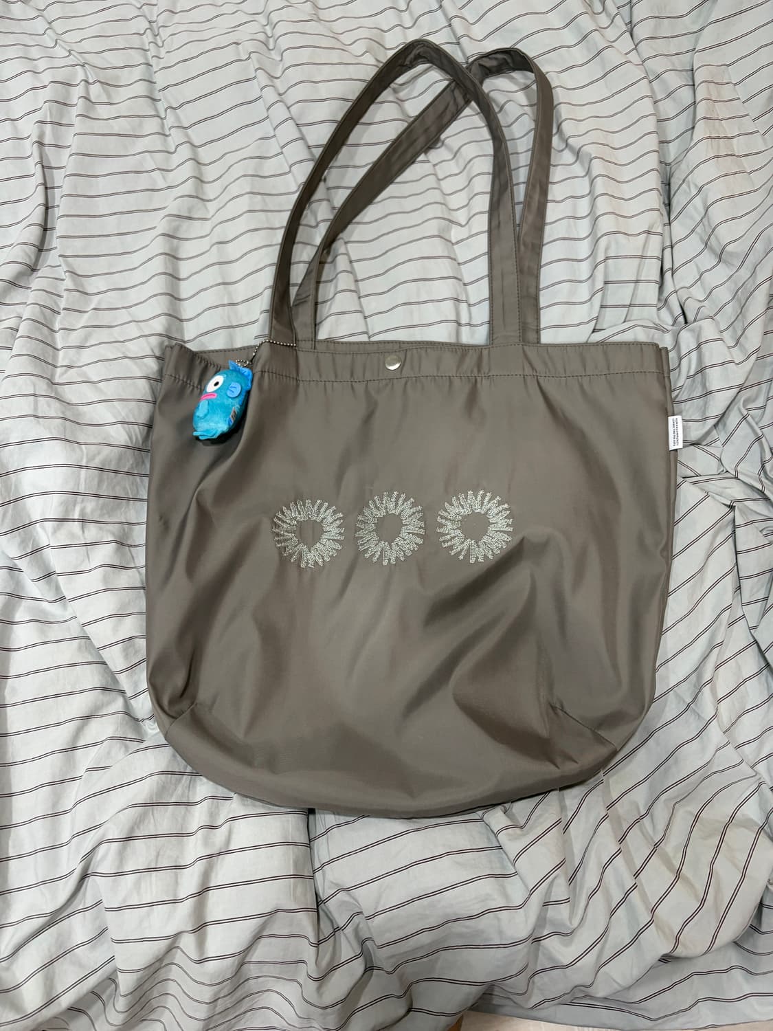 999 휴머니티 이지 토트백 세이지 그린 상품이미지1