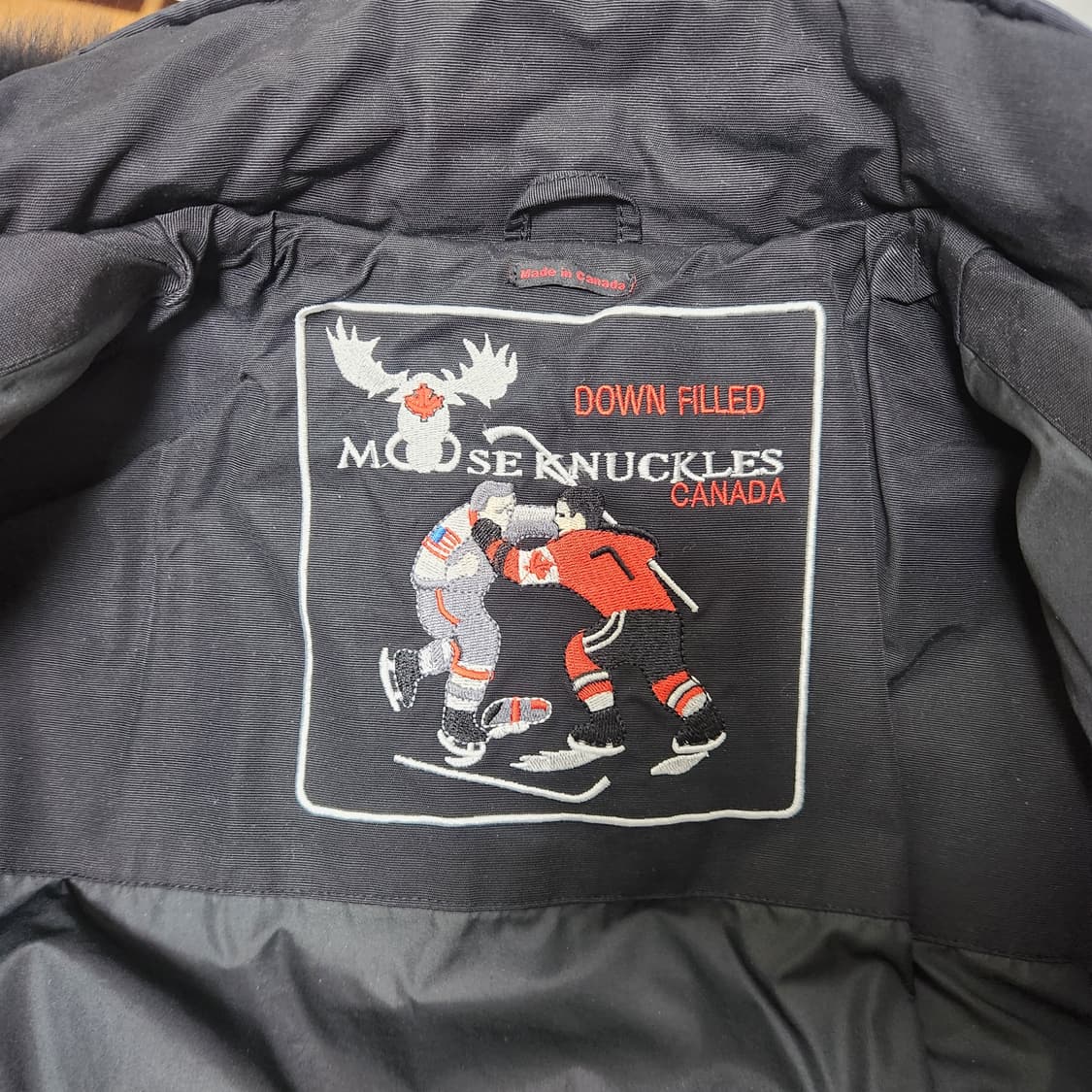 여성 무스너클 서스캐처원 롱패딩 블랙 폭스퍼 L 상품이미지4