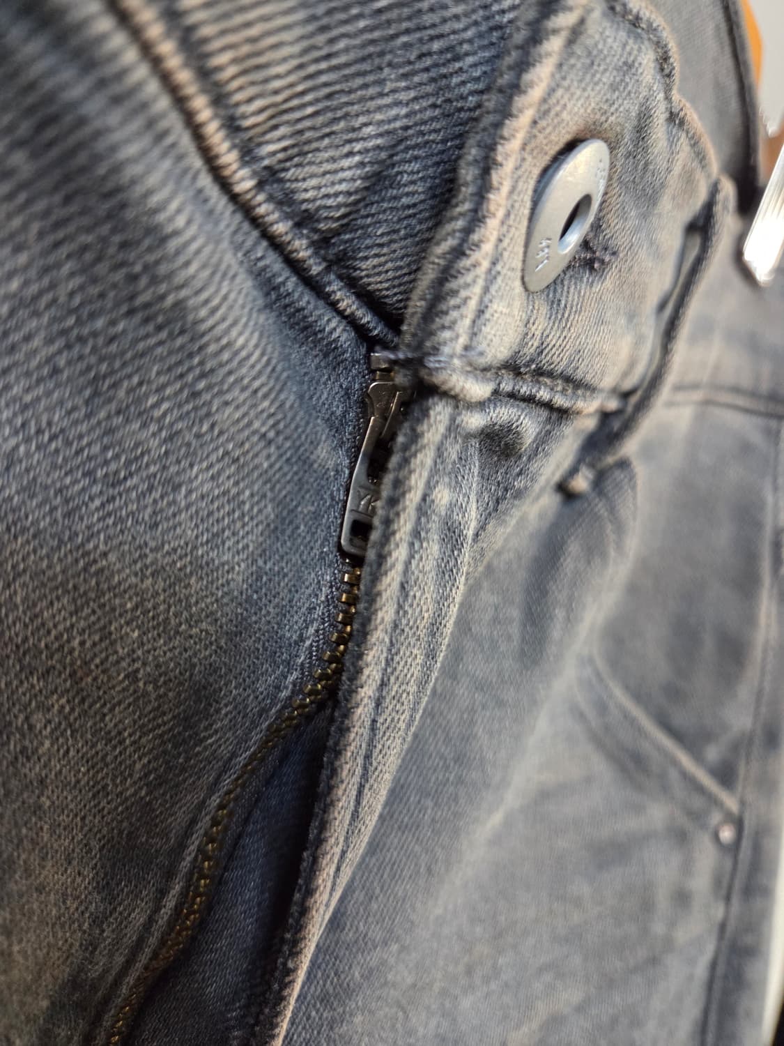 G-STAR RAW 블랙 슬림핏 바이커 데님(w26/L28)디피용/택없음 상품이미지5