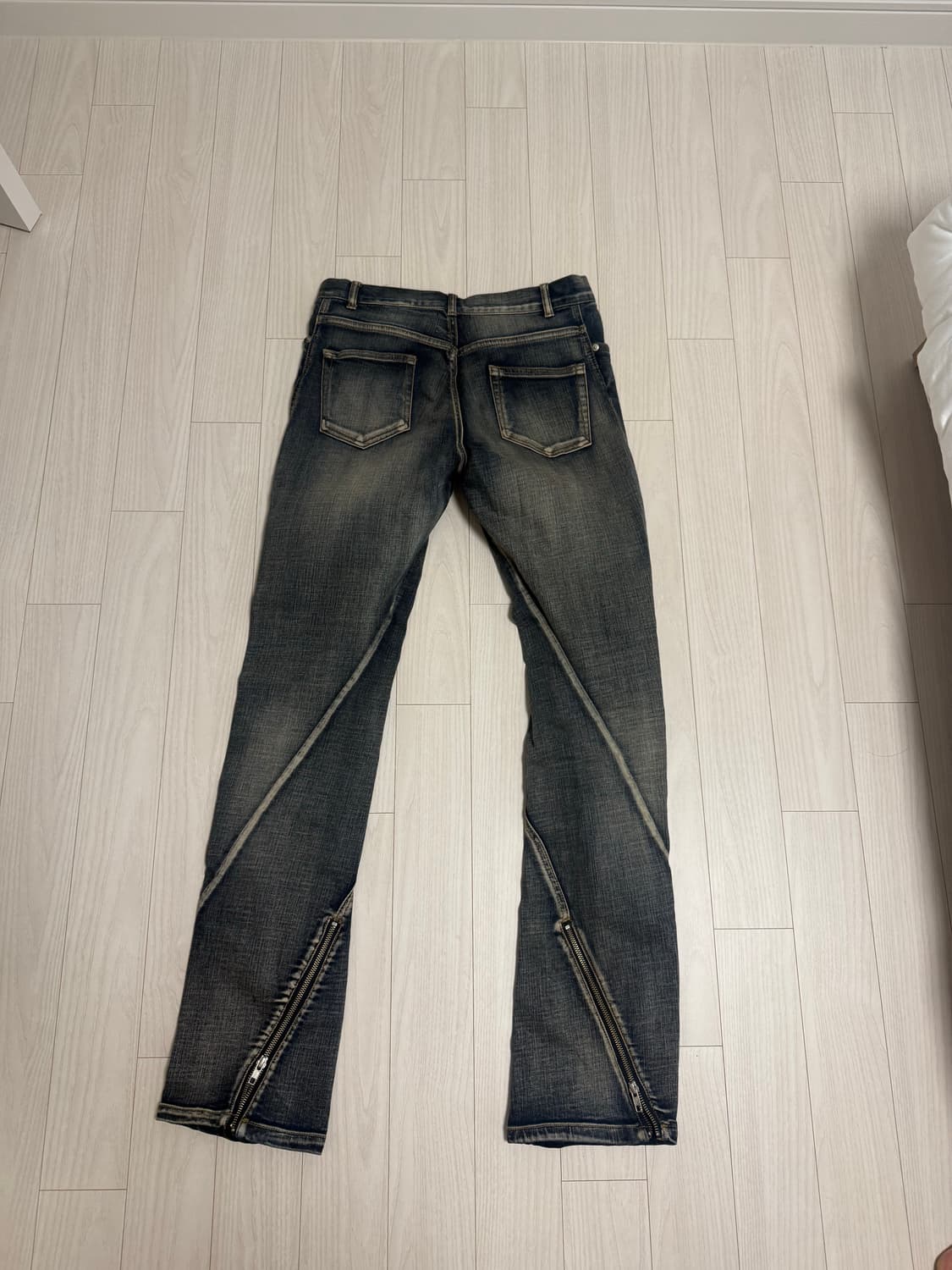 넥스트도어립스 트위스트 지퍼 진  상품이미지2