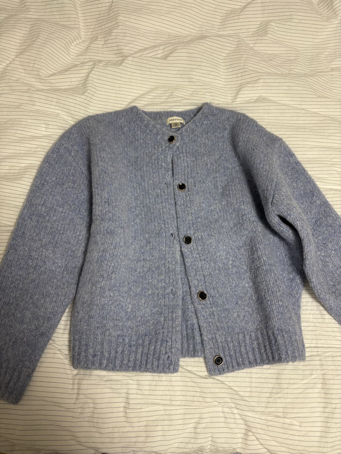 시엔느 로렐라이 가디건 바이올렛 상품이미지3