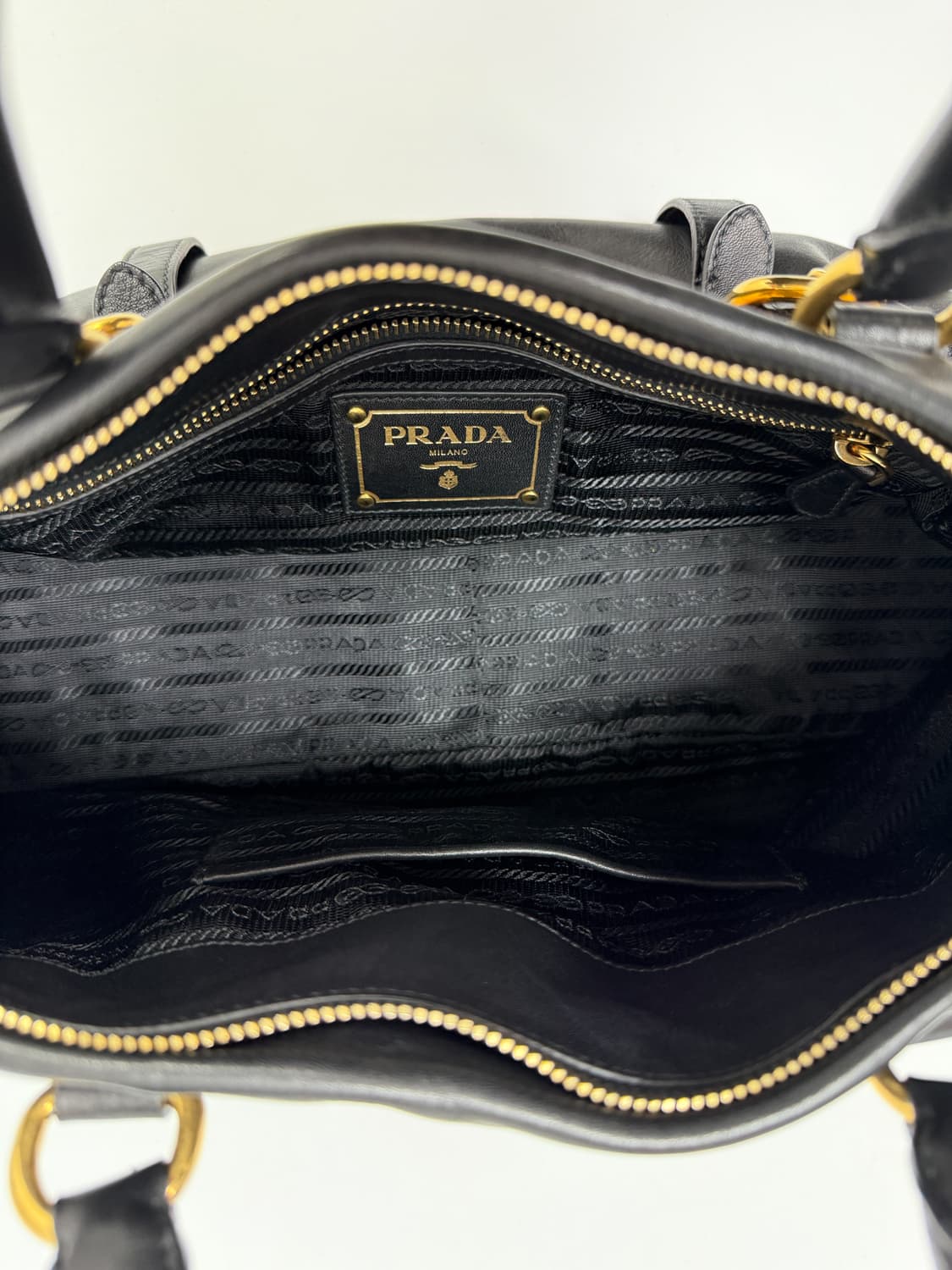 프라다 소프트 카프스킨 토트백 상품이미지7