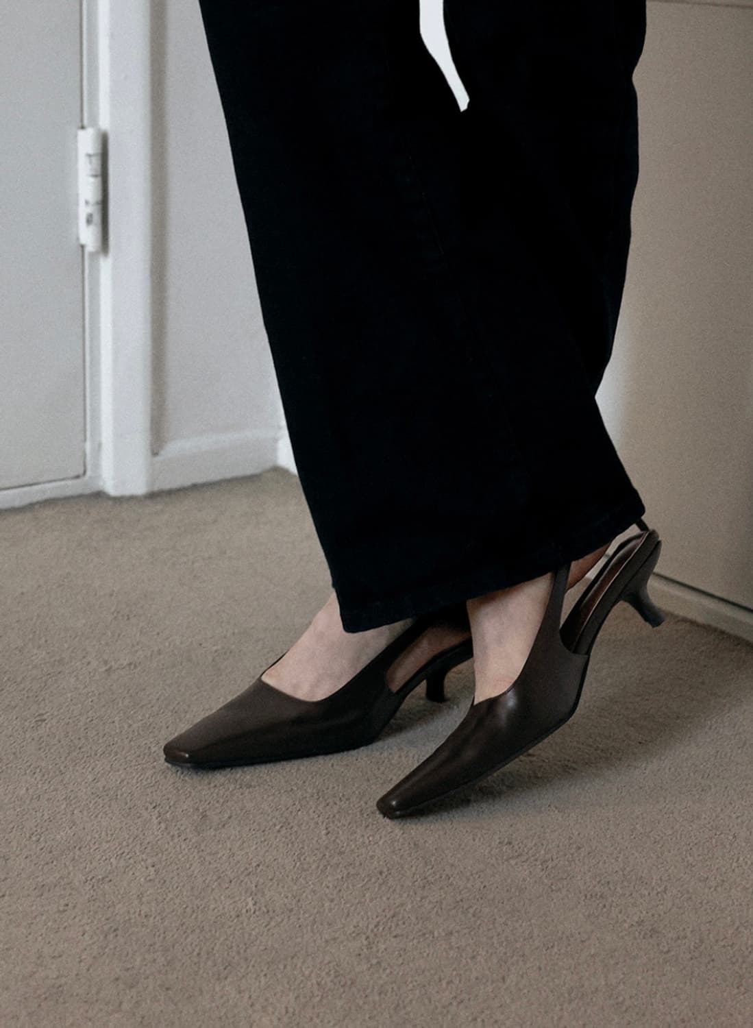 에퓨레 스퀘어 슬링백 구두 블랙 245 상품이미지2