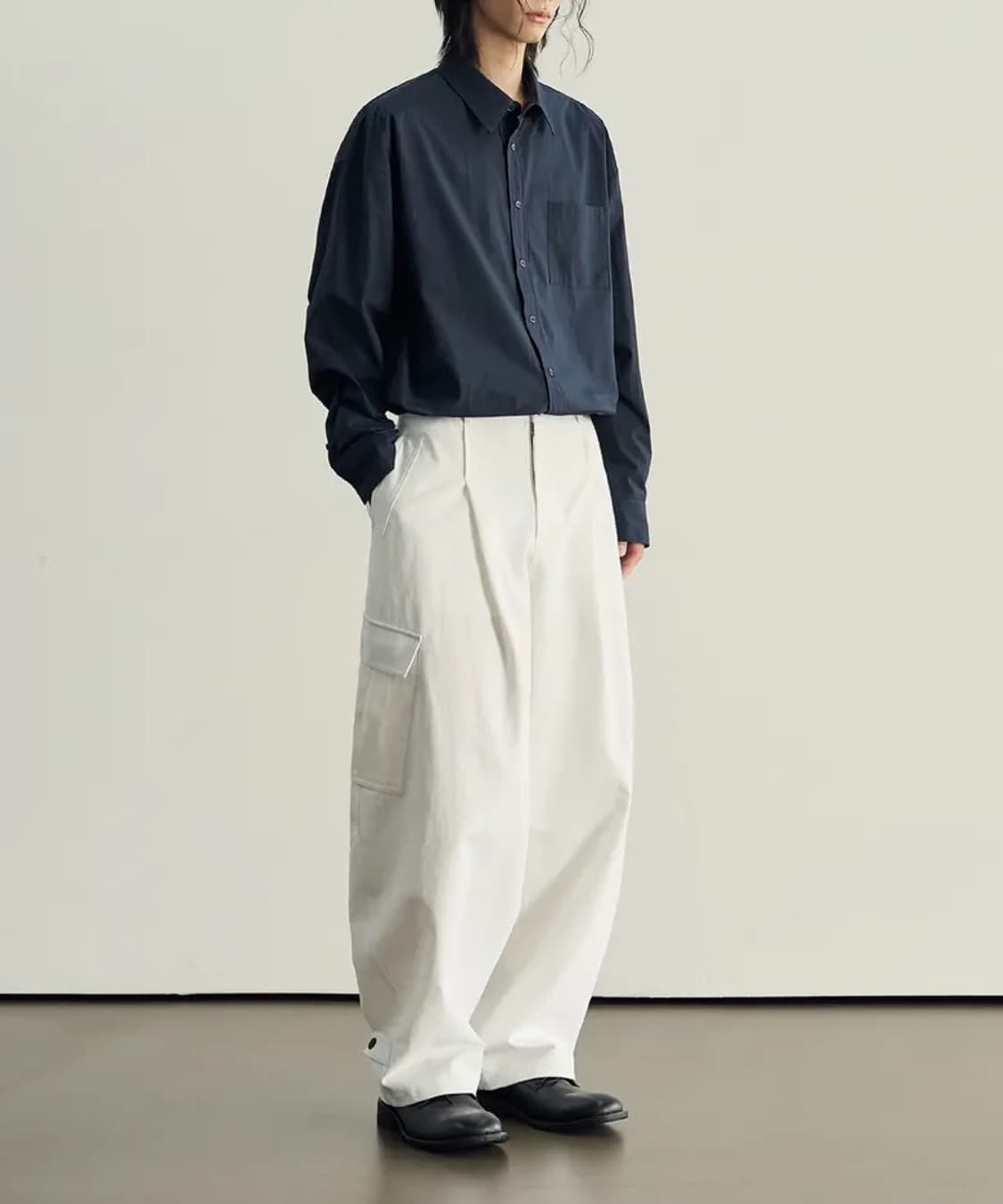 시즈 로템버 [데일리룸 X 로템버] 벌룬 레그 밀 와이드 카고팬츠 화이트 상품이미지4