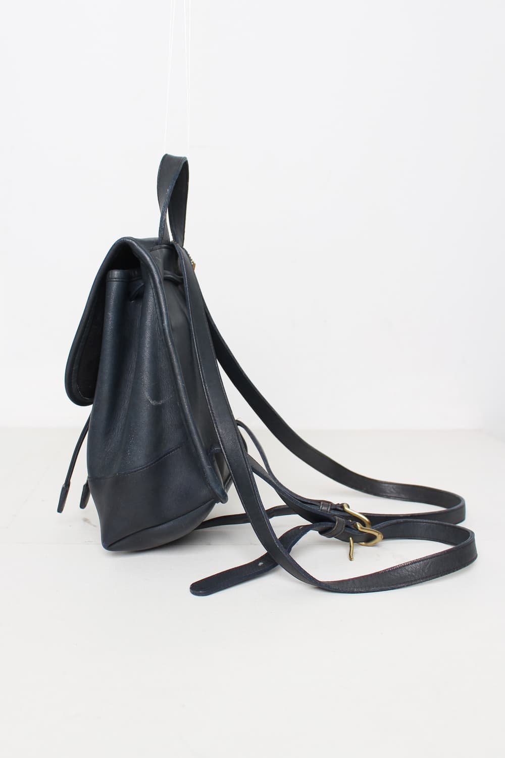 COACH Glove-Tanned Leather 상품이미지4