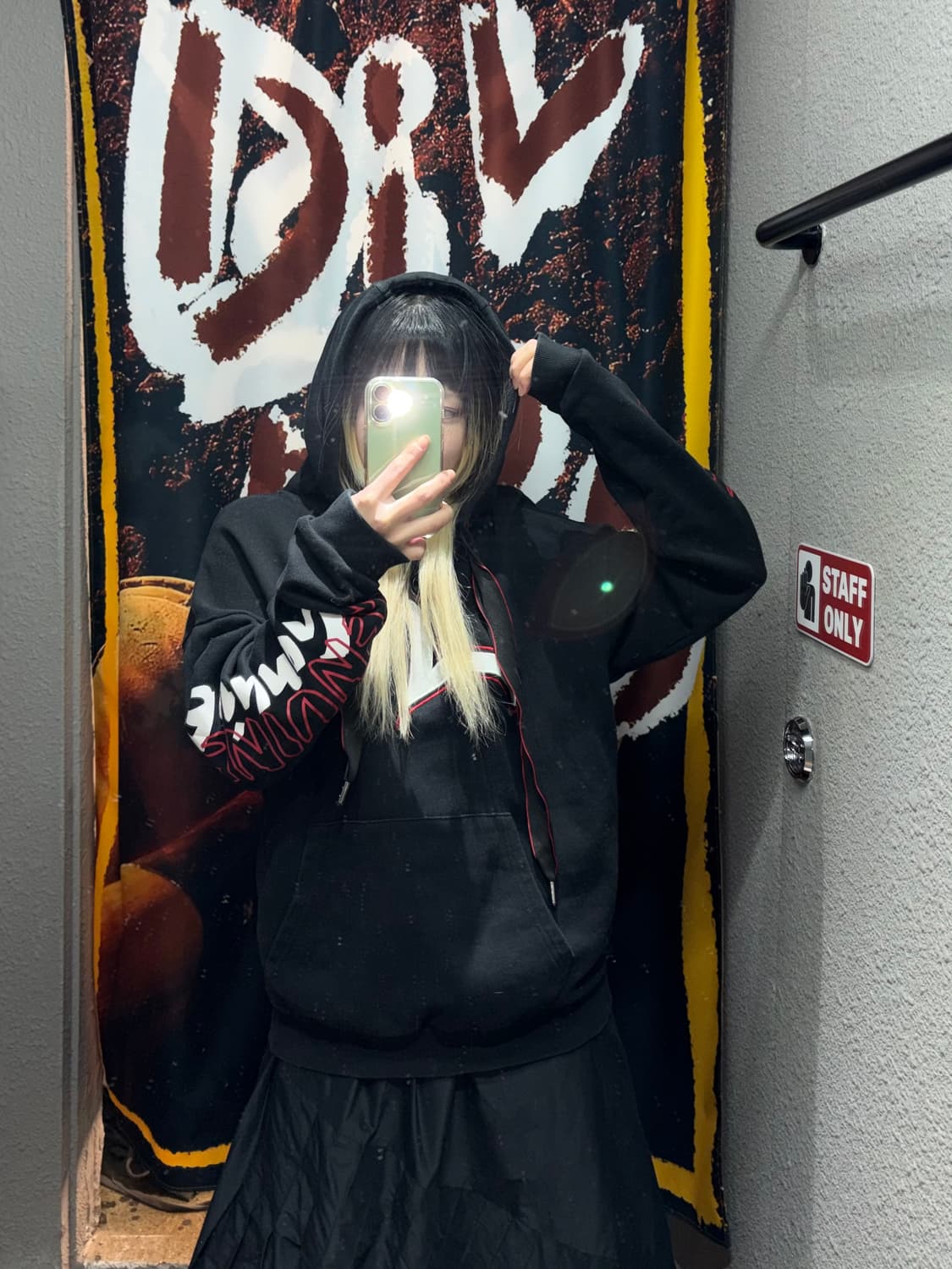 에비수 로고 오버핏 후드티 상품이미지2