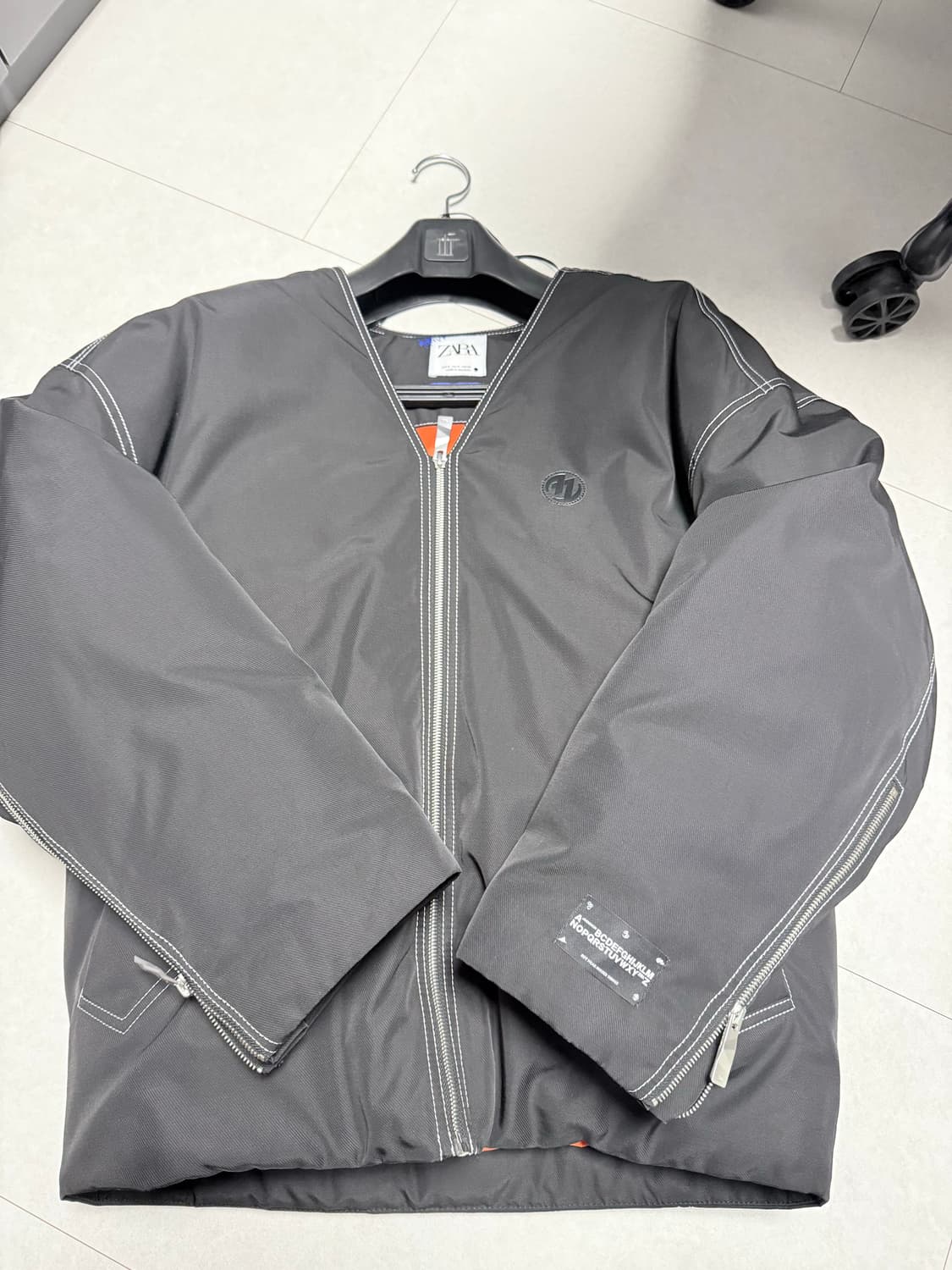 자라 아더에러 봄버 패딩 s 상품이미지1