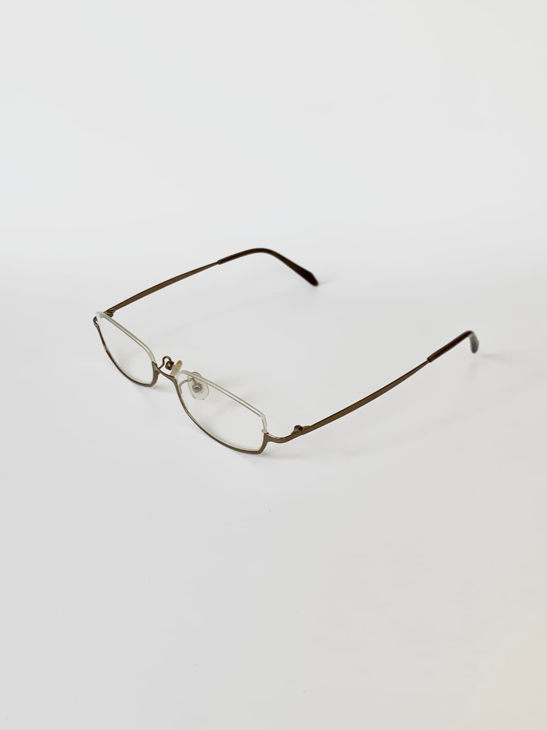 [픽키-579] 언더림 다크 골드 안경테 상품이미지2