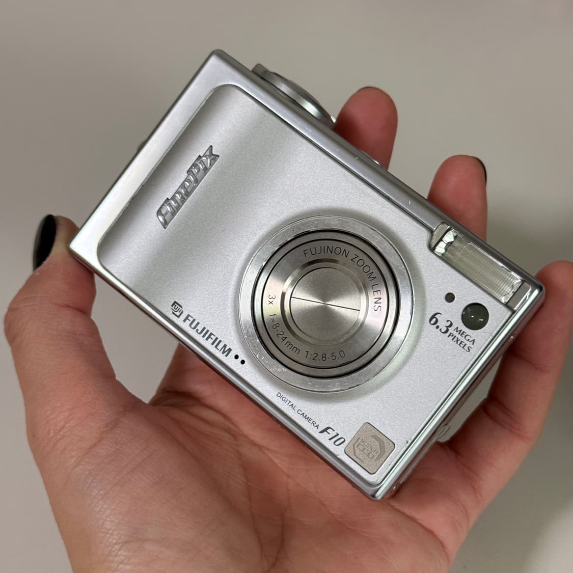 후지필름 파인픽스 F10 빈티지 디카 디지털카메라 상품이미지2
