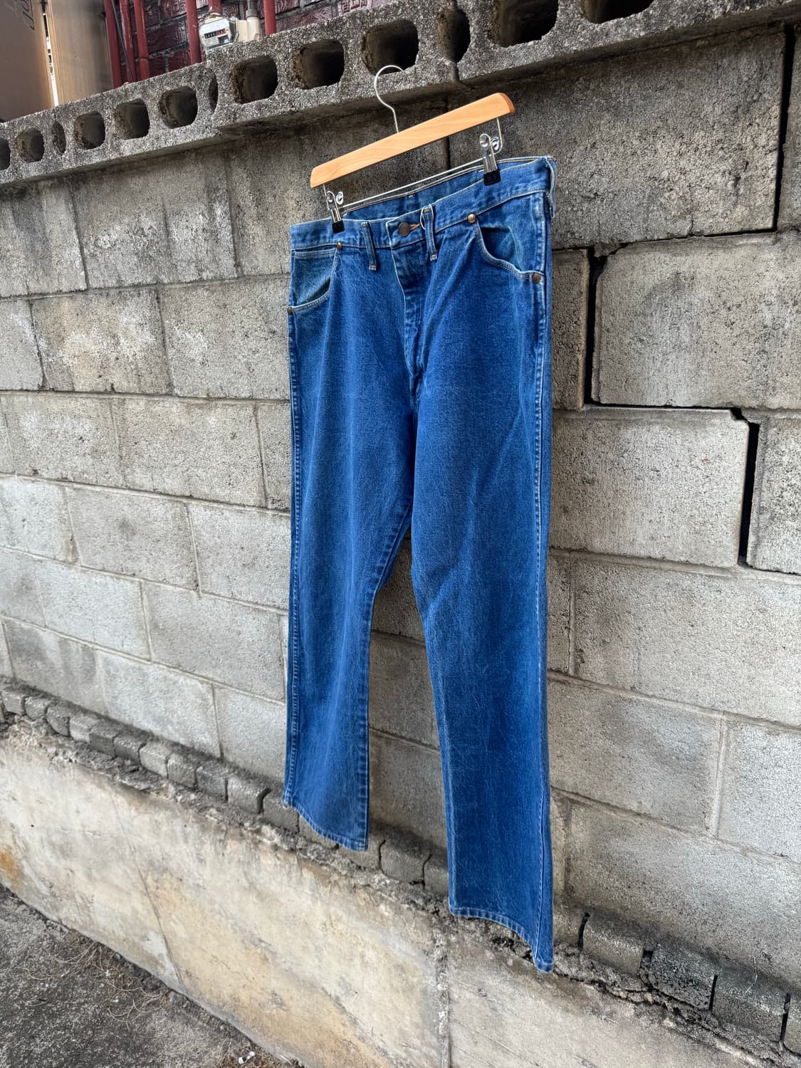 80~90s 랭글러 빈티지 13mwz 워싱 카우보이컷 부츠컷 데님 팬츠 상품이미지3