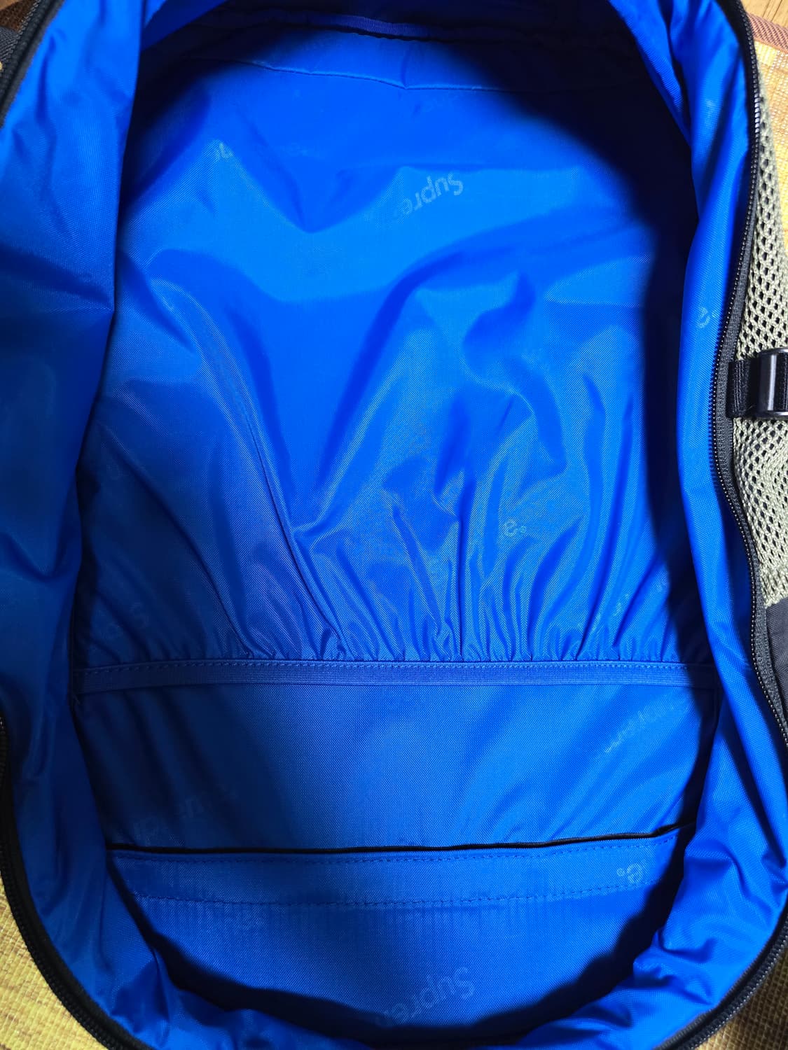 슈프림 백팩 블루 23fw 상품이미지5