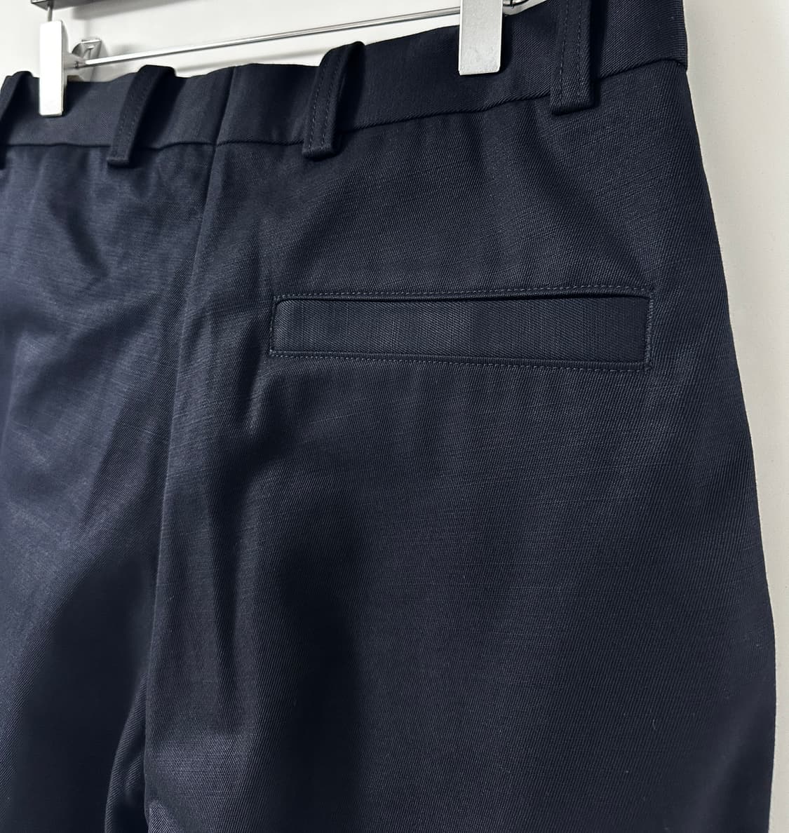 [새상품] 코스 남성 네이비 와이드 원턱 팬츠 상품이미지3