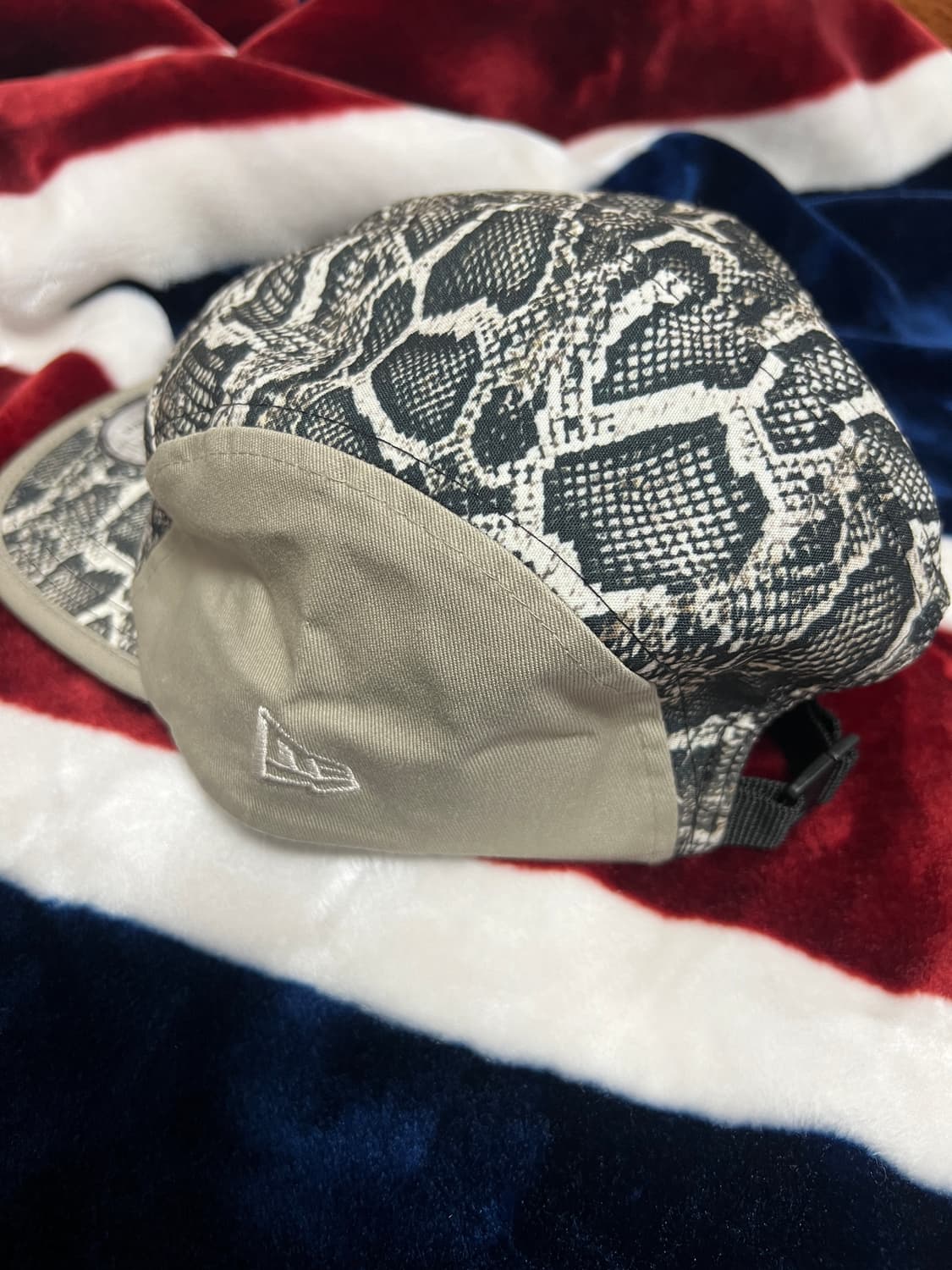 뉴에라 스네이크패턴 제트캡 상품이미지2