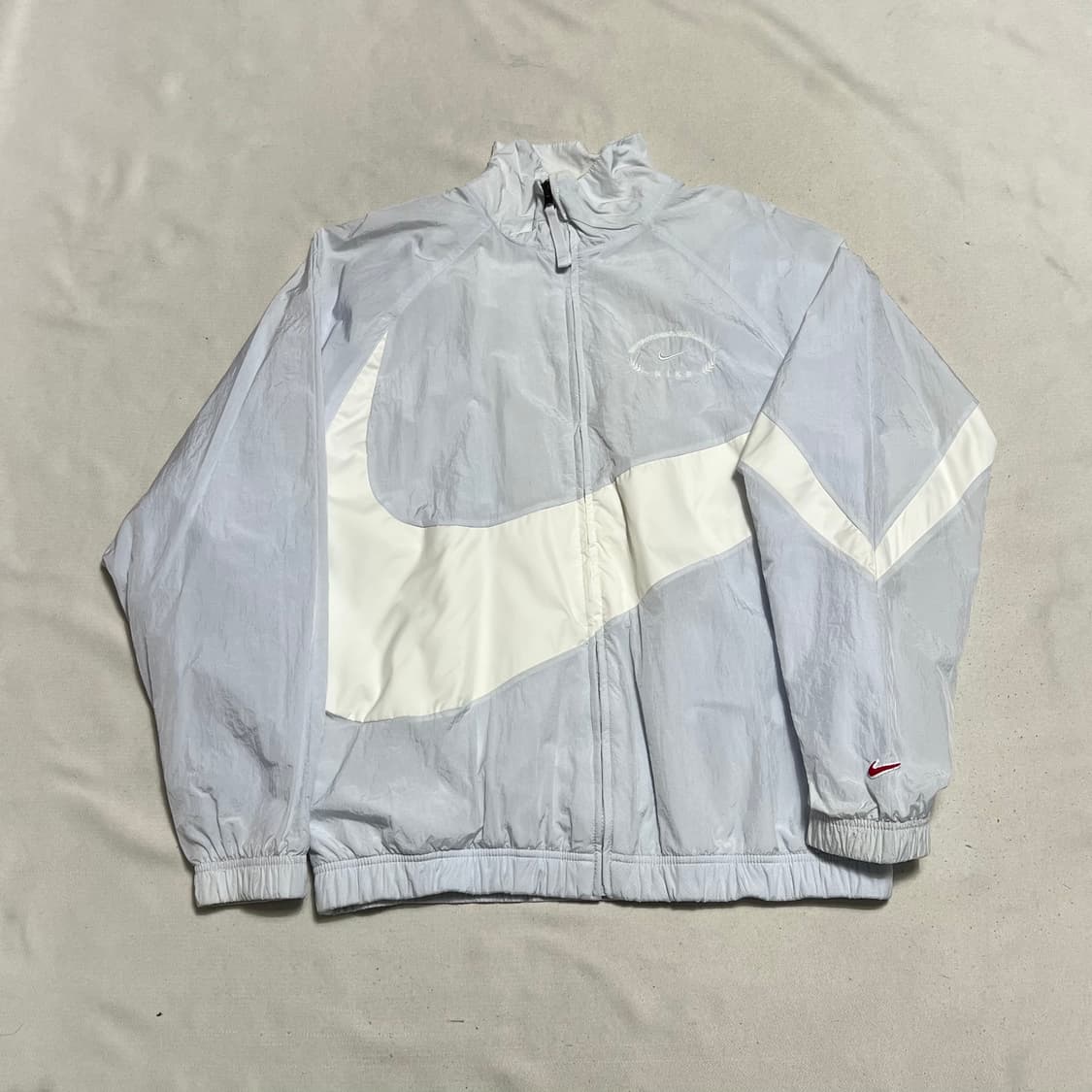 L 나이키 우븐 화이트 빅스우시 바람막이 상품이미지2