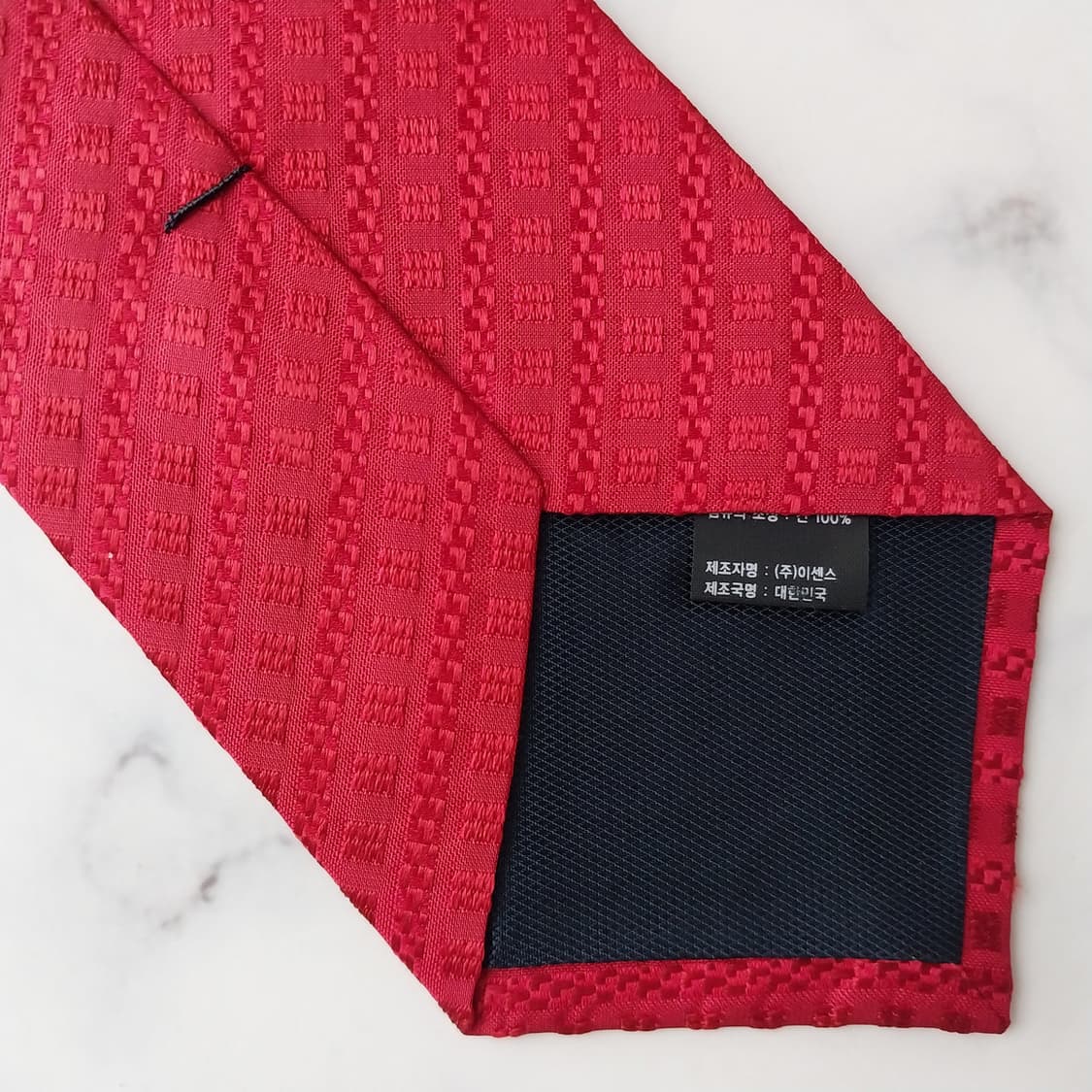 니나리치 실크 레드 텍스처드 넥타이 9cm A+등급 K1581
 상품이미지10