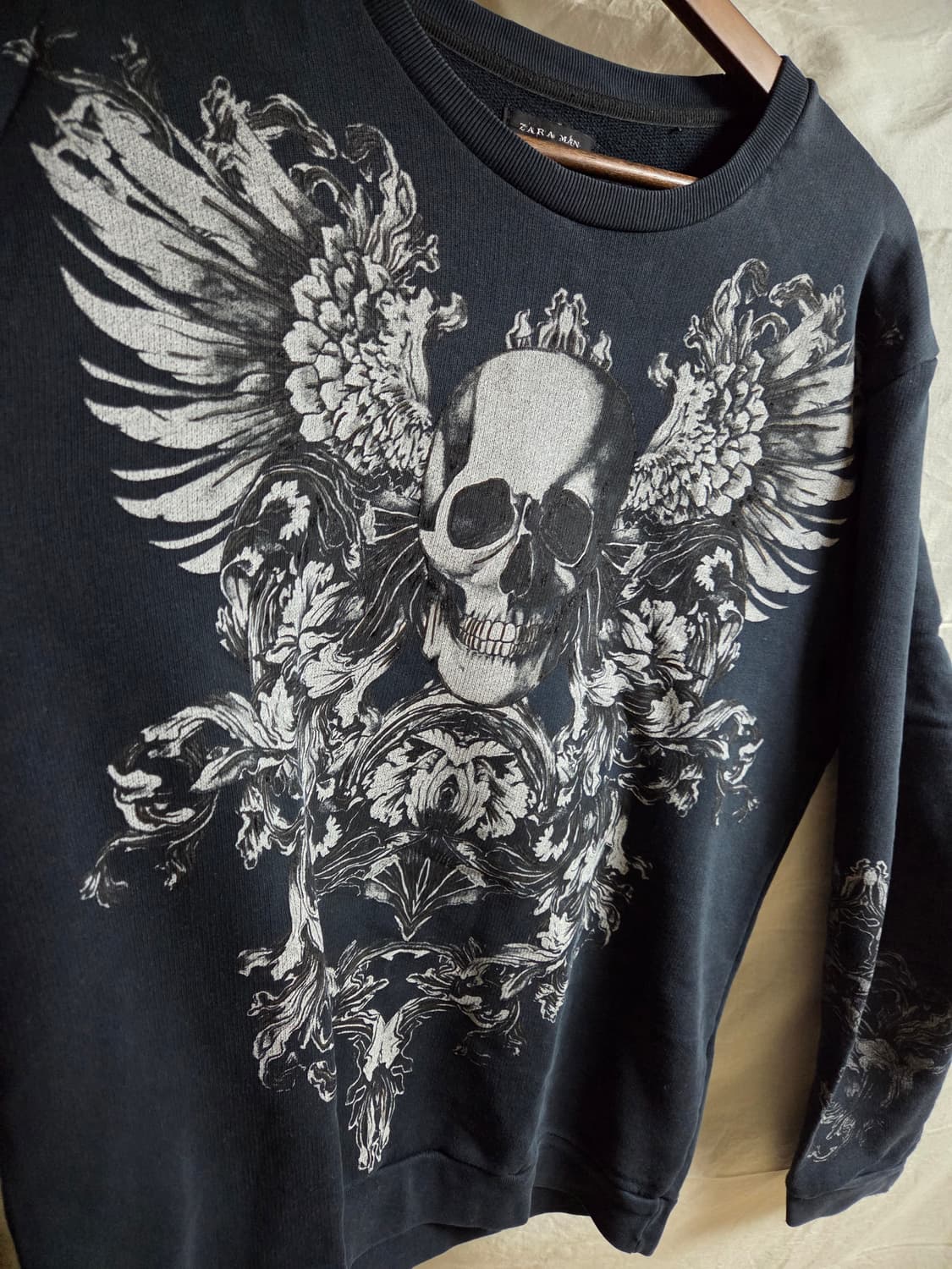 자라 맨 해골 프린팅 긴팔 티셔츠 블랙 L 상품이미지4