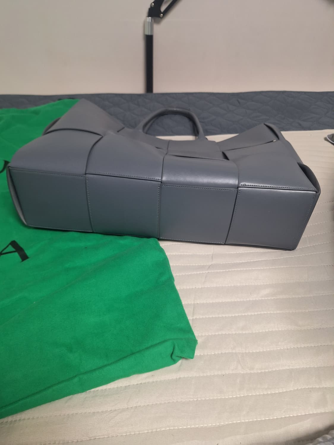 (A급) 보테가베네타 아르코 인트레치아토 토트백 라지 상품이미지8