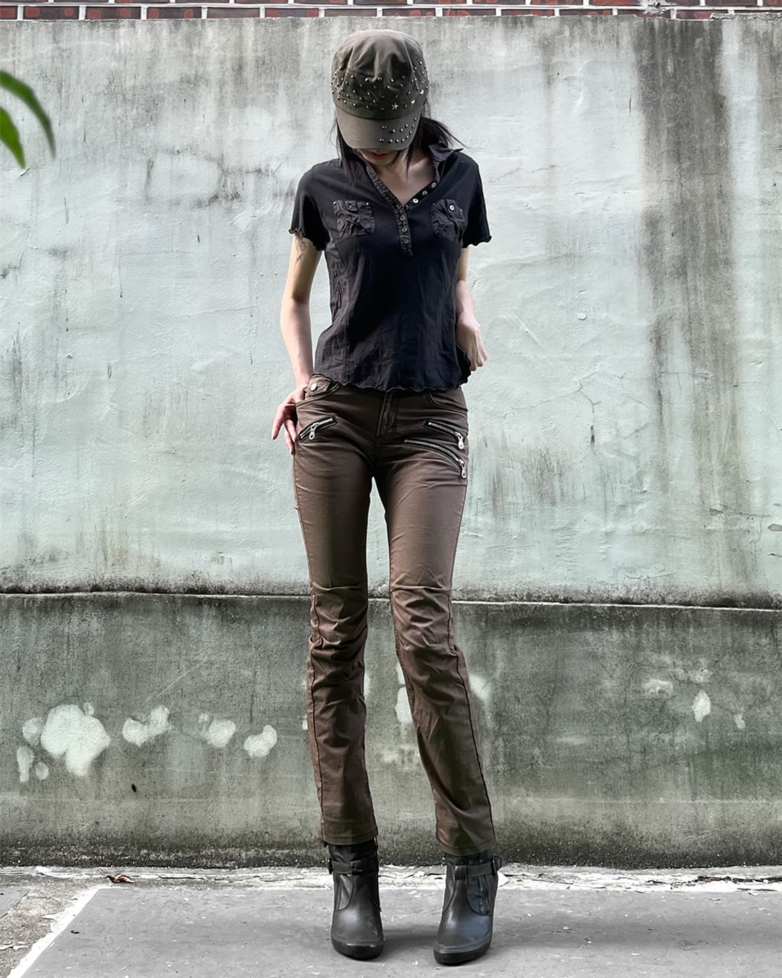 Lee Zip Detail Slim Coated Pants 상품이미지1